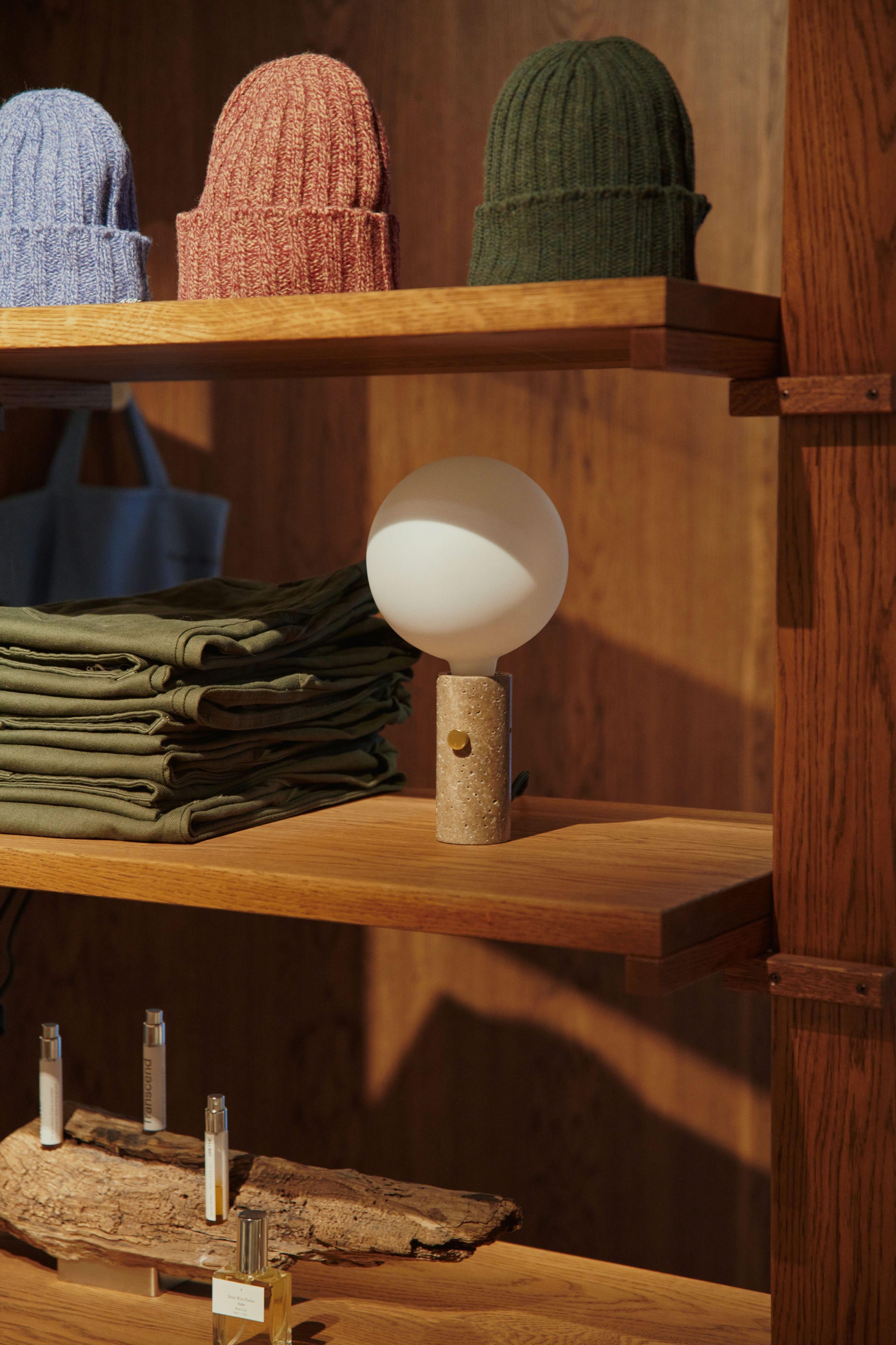 Multifunctionele lamp CORE crème travertijn