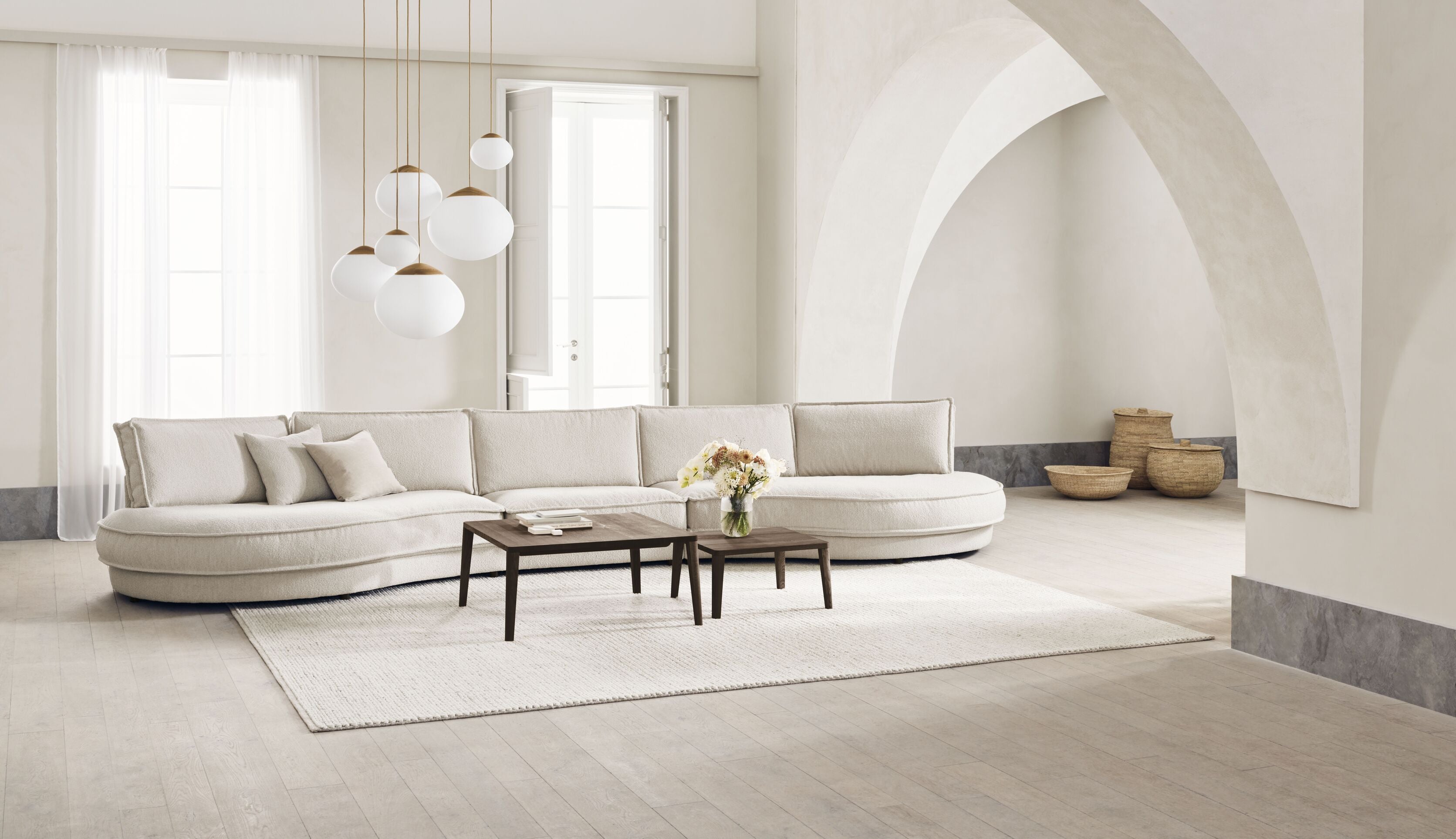 Sofa 2-module afgerond gestoffeerd NOORA gebleekte basis