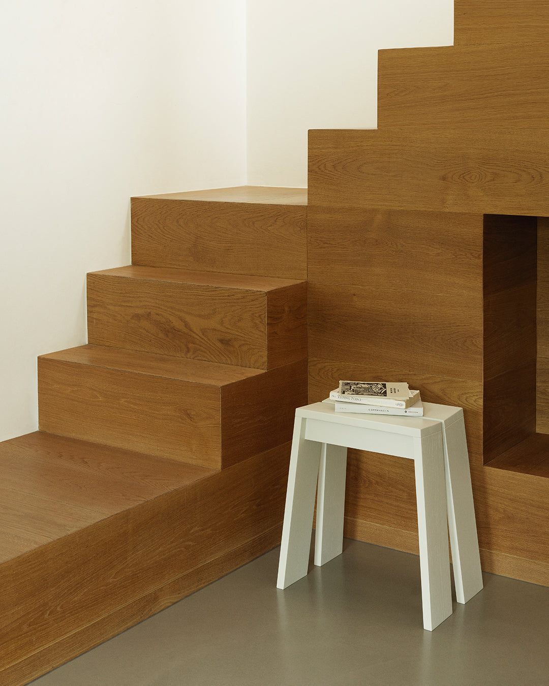 Shide Stool Natural Ope