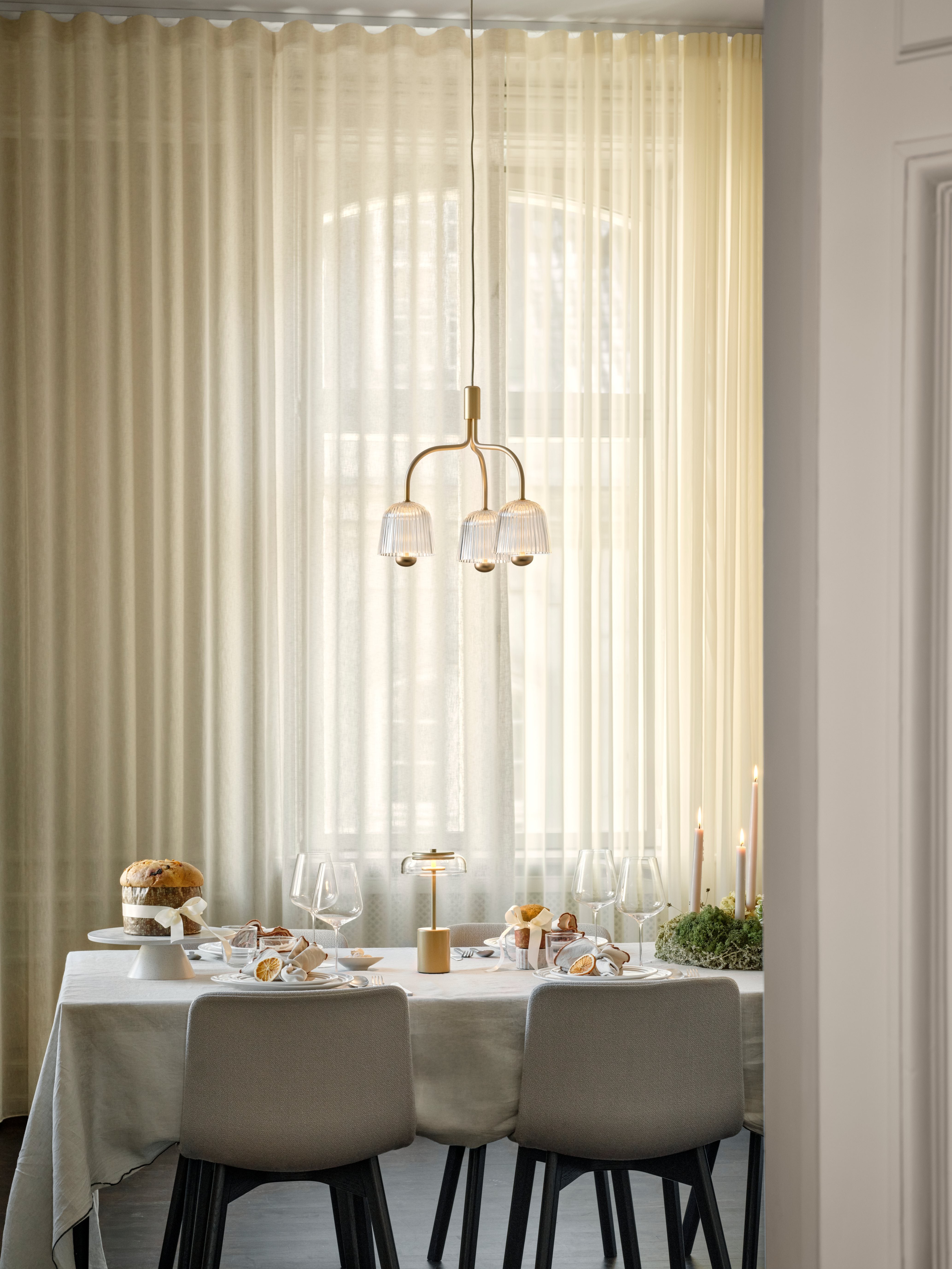 Tragbare Lampe BLOSSI gold mit transparentem Glas