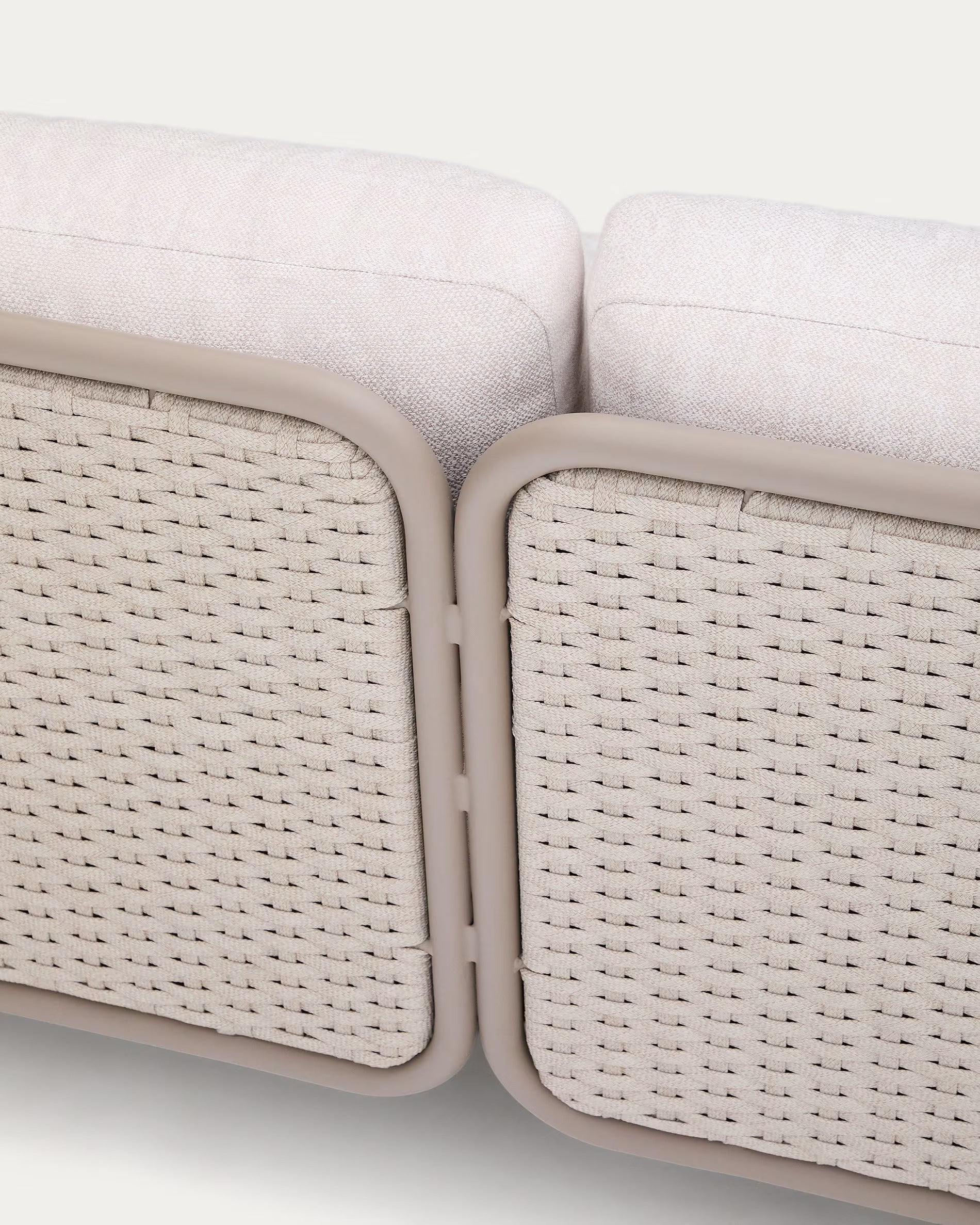 Beige tuinsofa SEDALIS