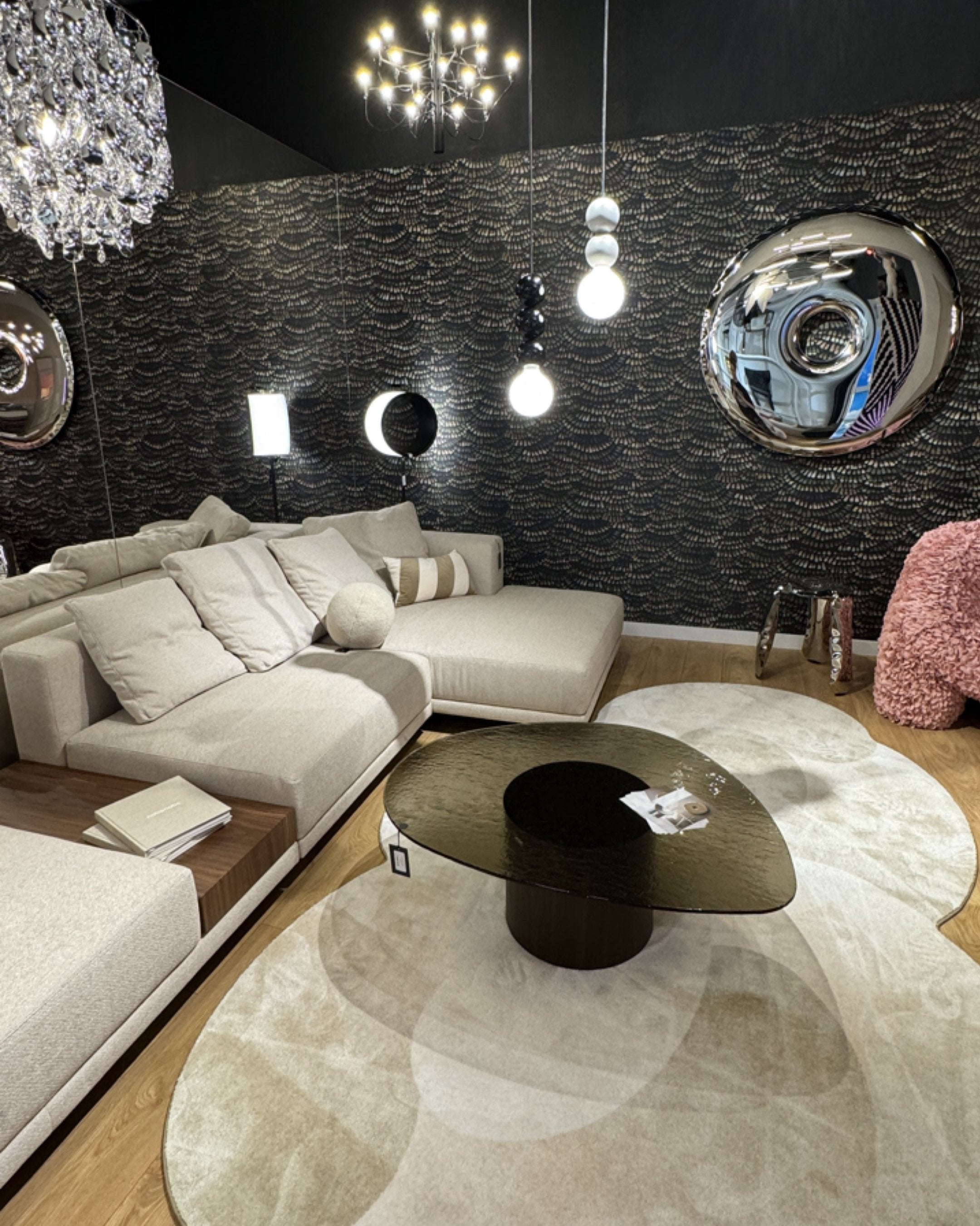 Sofa modułowa z półką CLASSIC czarna podstawa do salonu