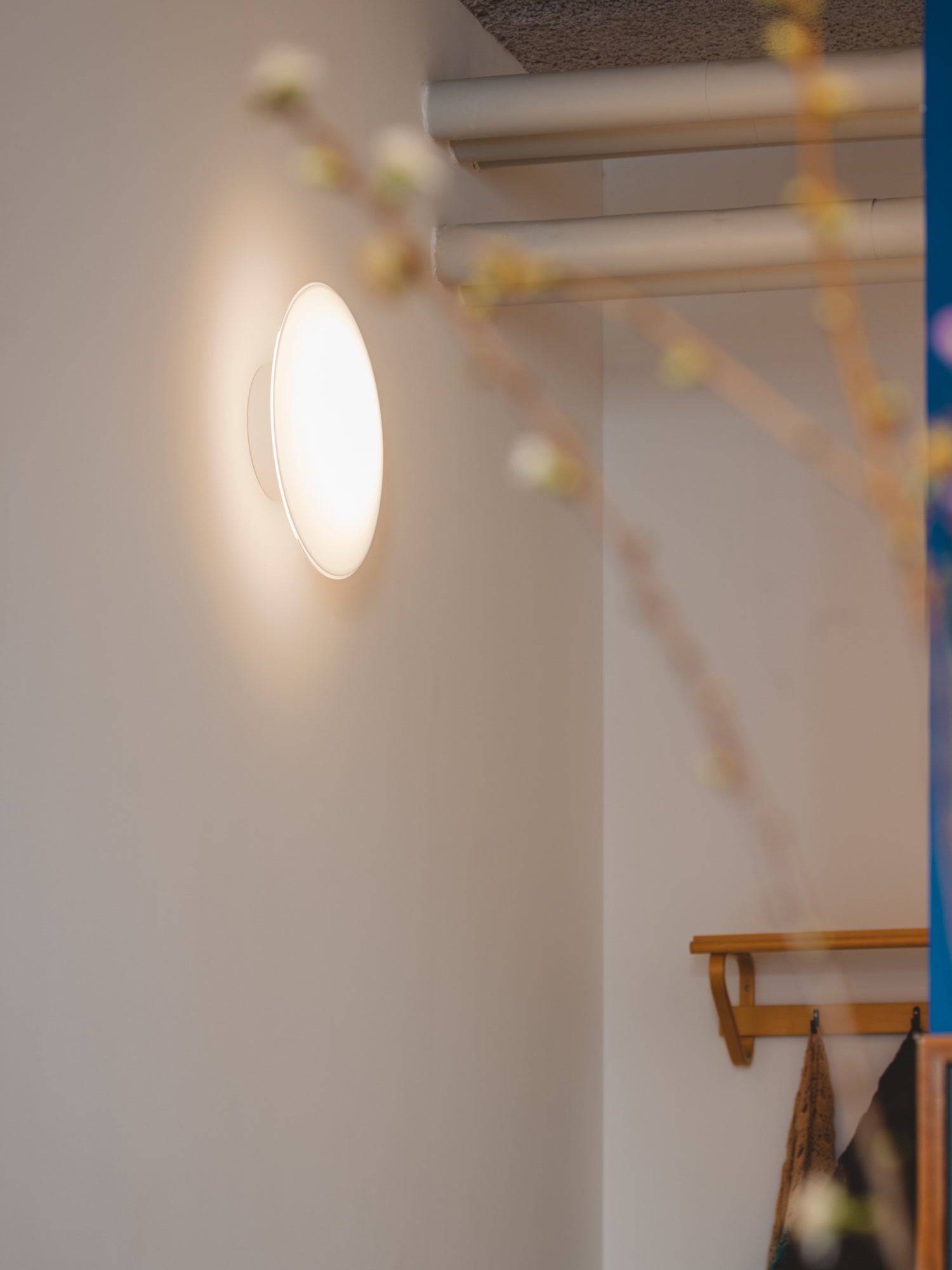 AJ EKLIPTA wall lamp white