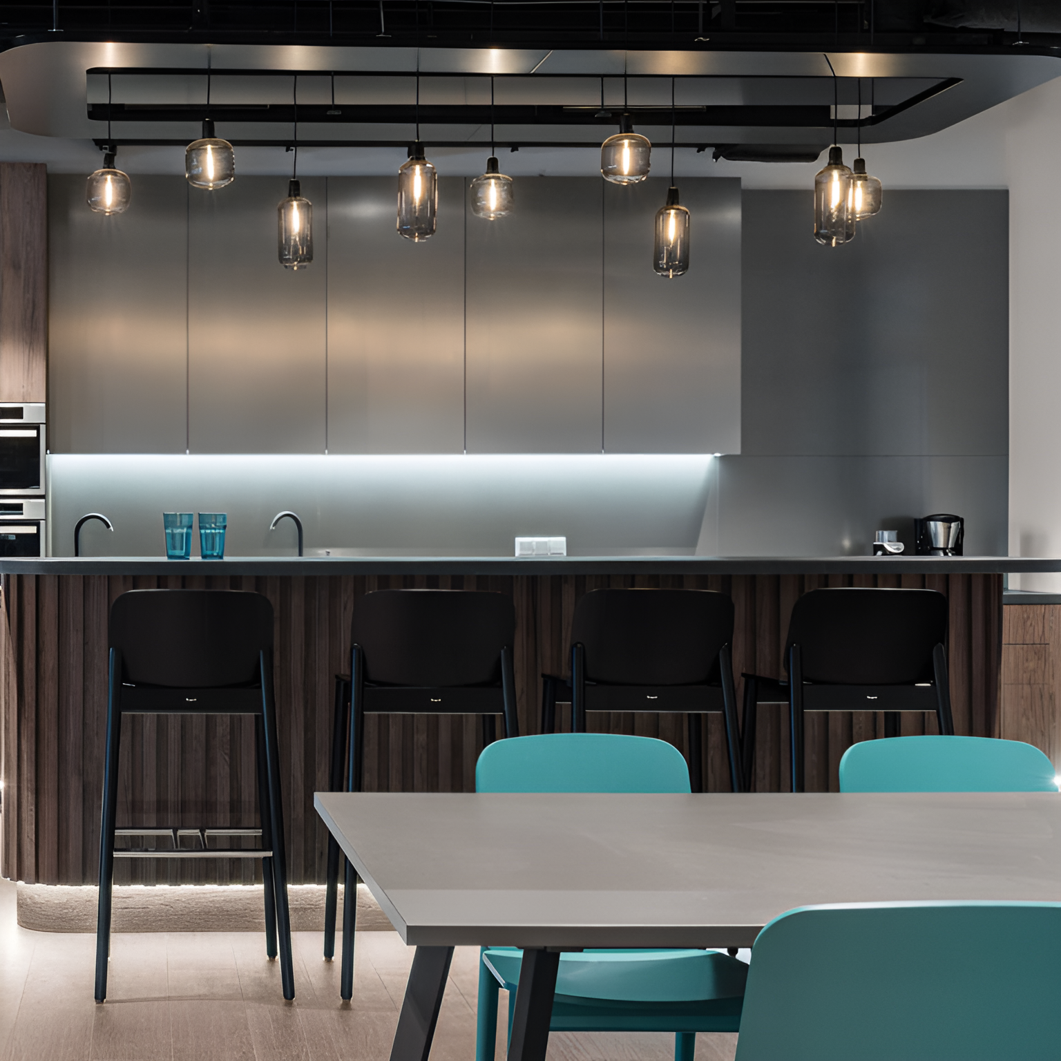 Hocker PROP H-4390 van hout