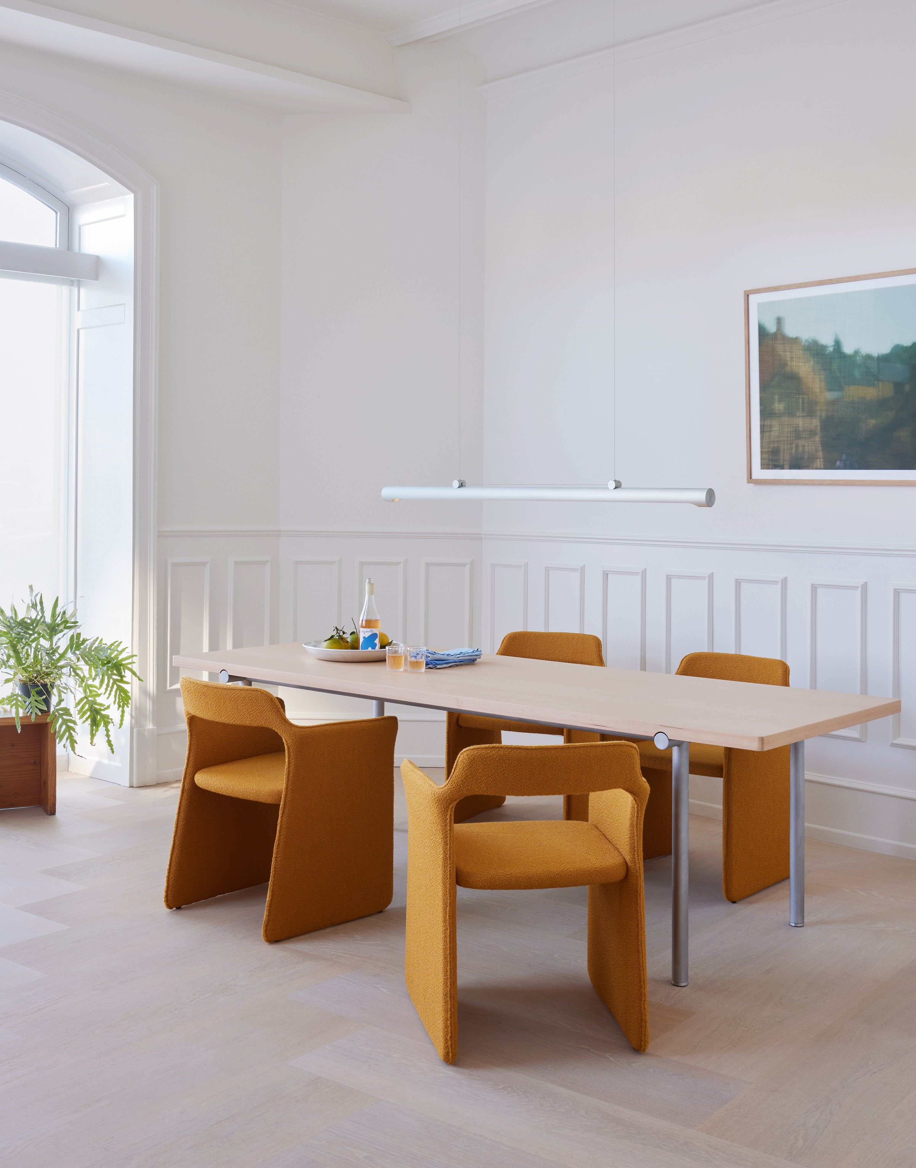 TUBBY TUBE brown table with aluminum base