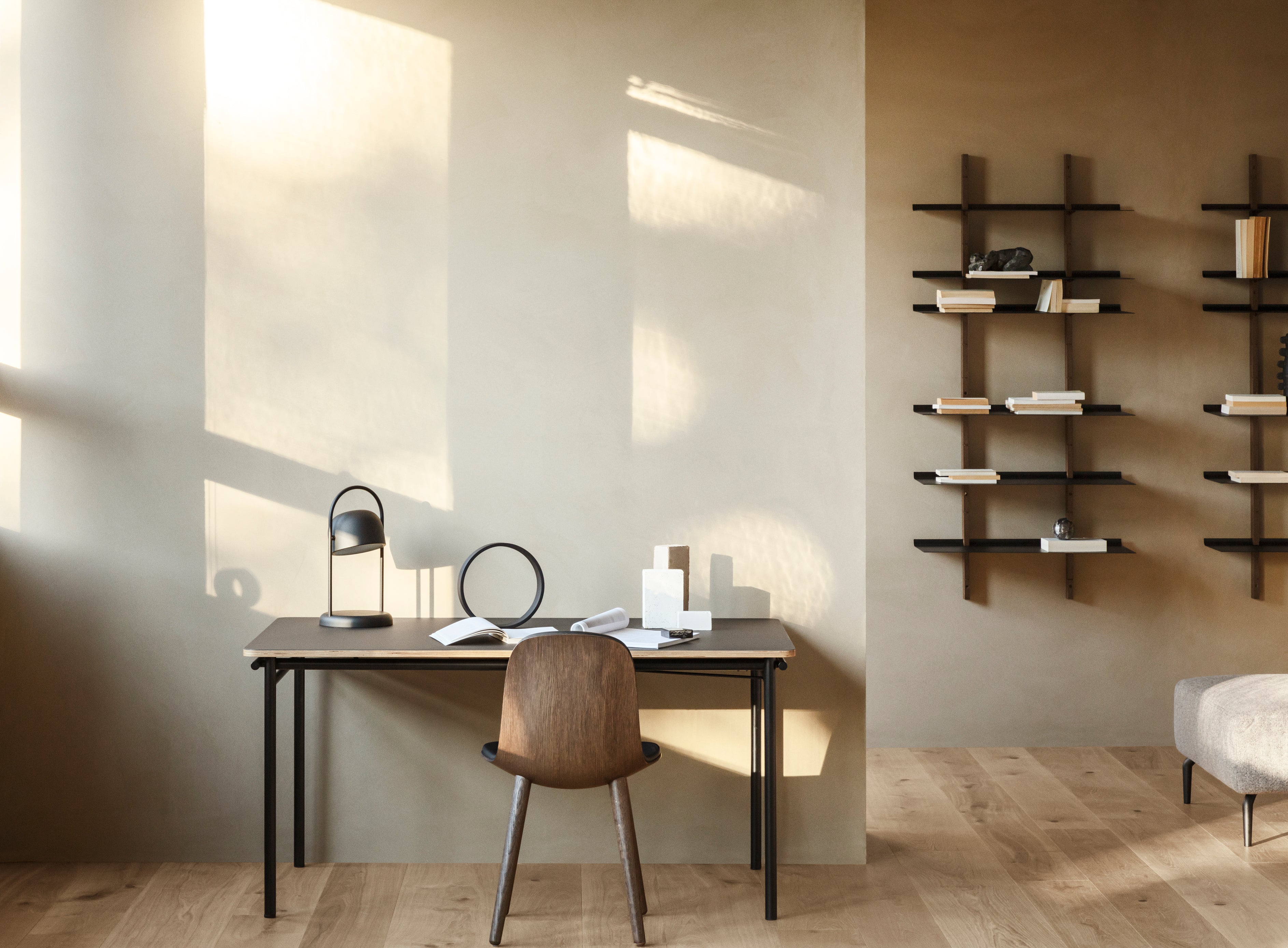 TAFFEL green extendable table