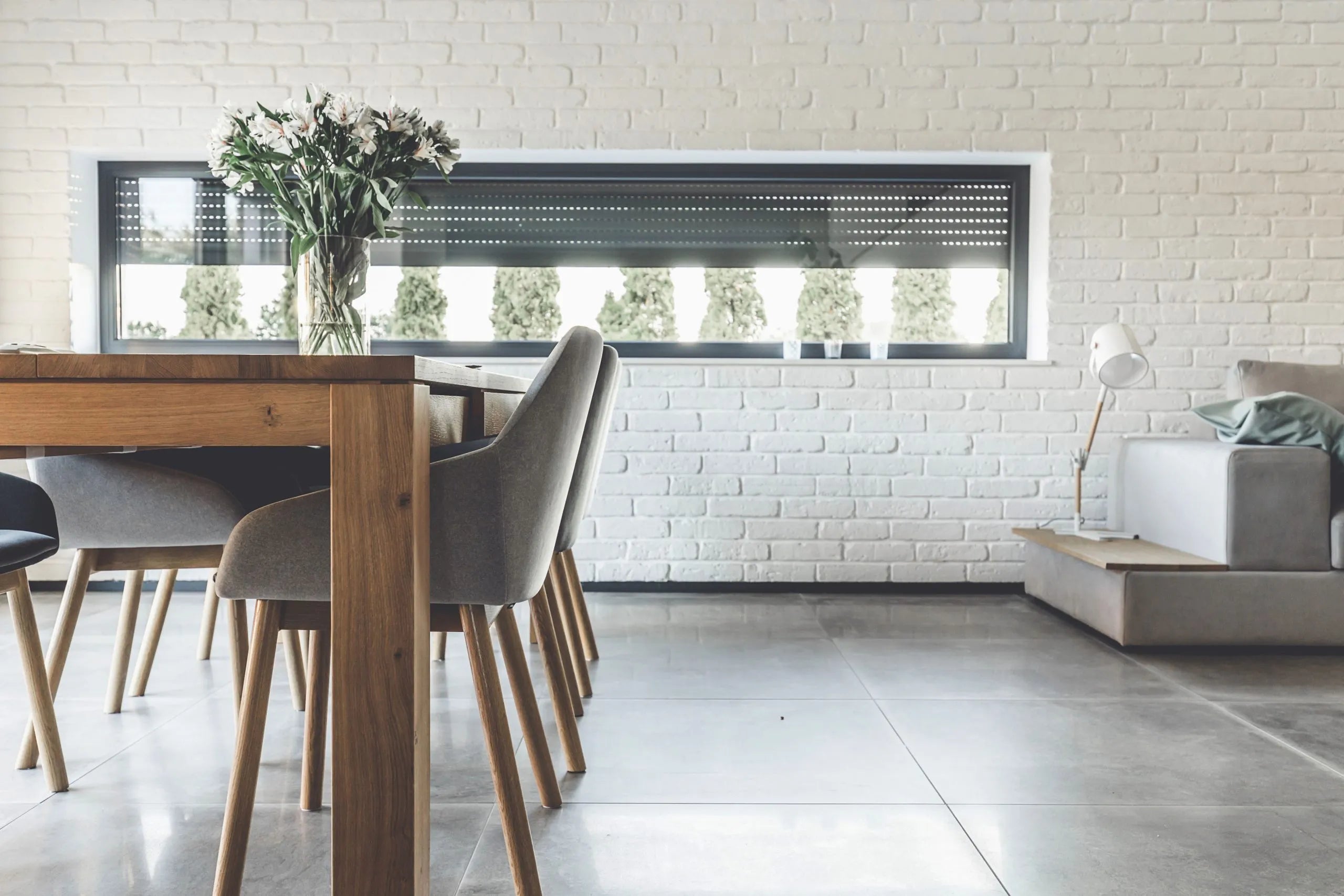 Chair with armrests Tuk M-5051 Upholstered