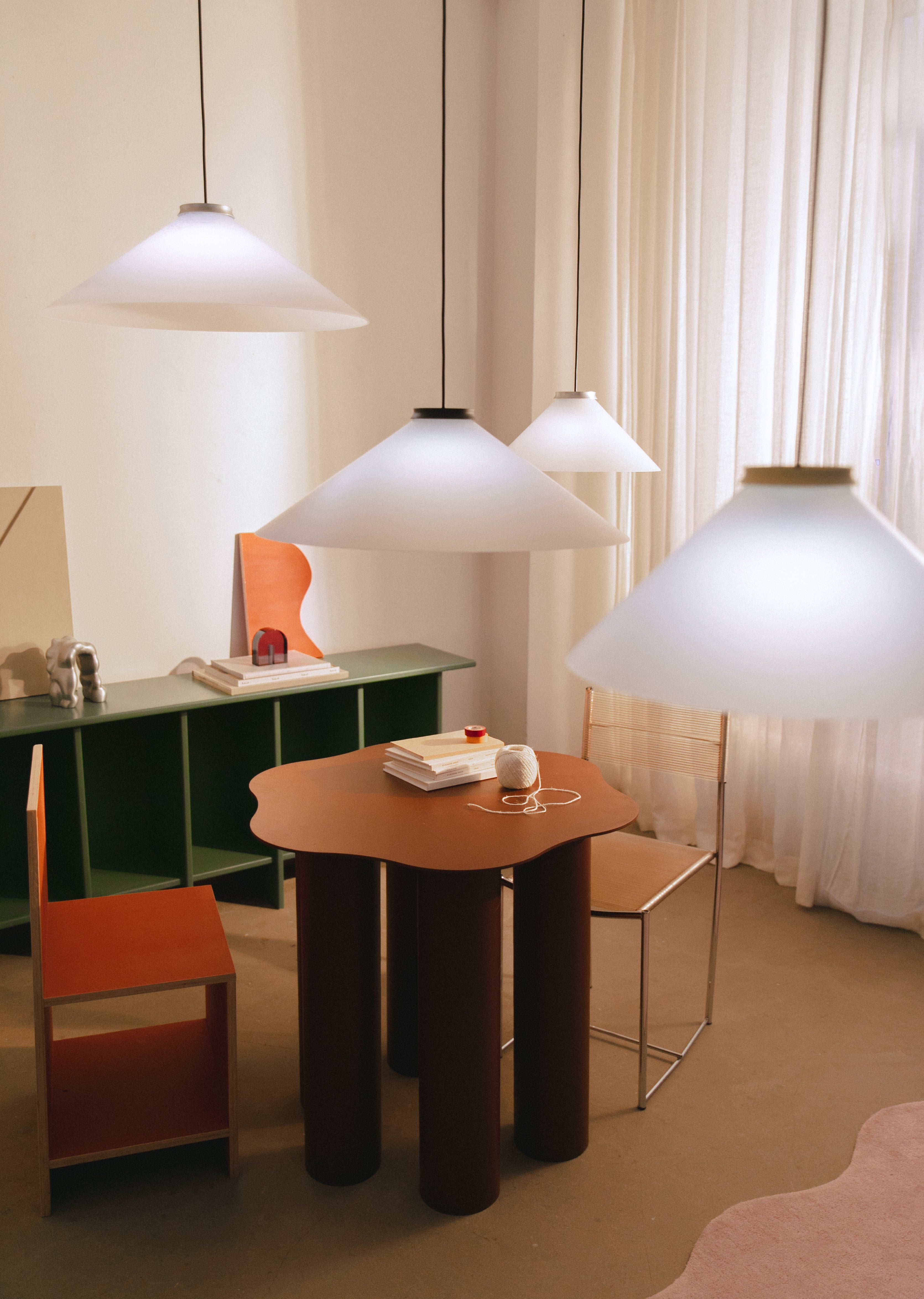 Hanglamp ALINE zwart met witte kap