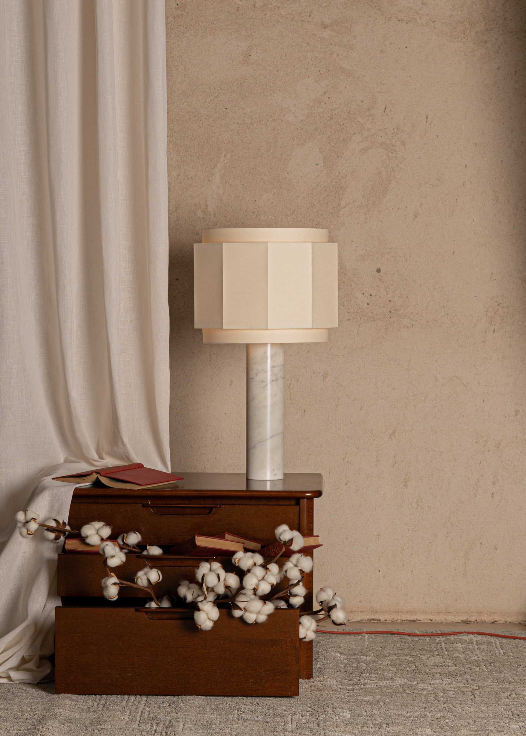 PIPO OKLA Table Lamp White Marble