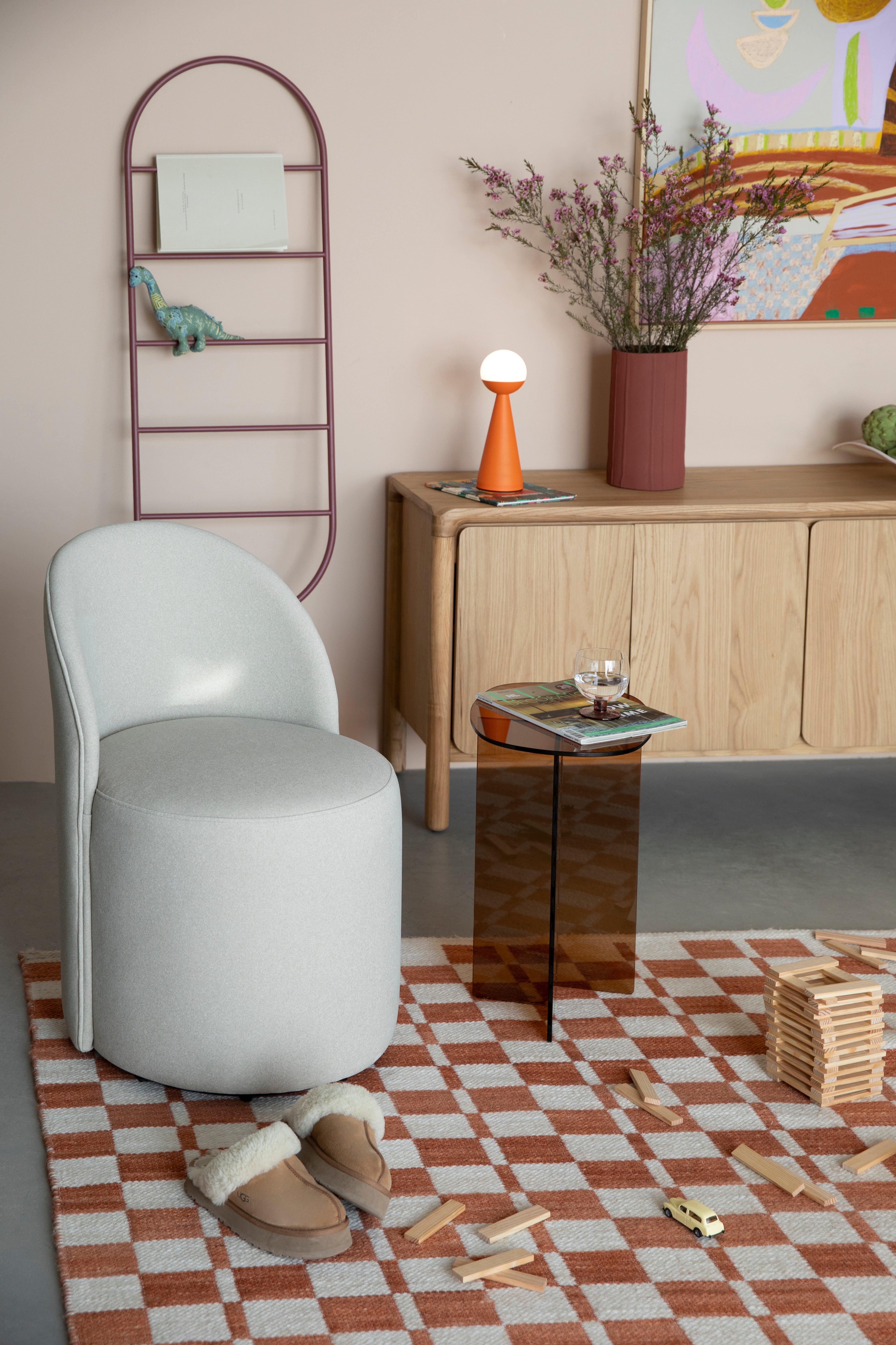 Beige PLUSH fauteuil