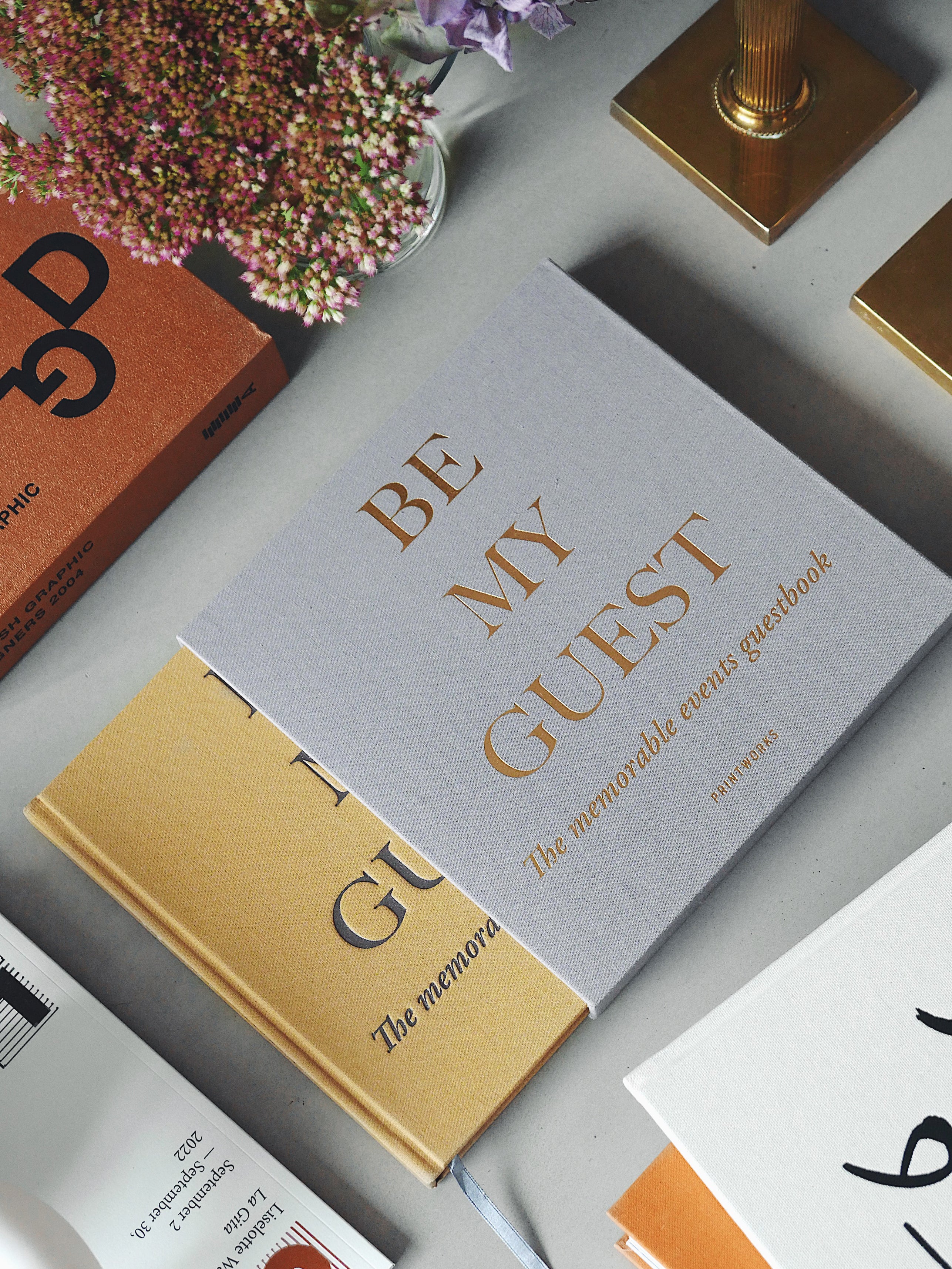 Gästebuch BE MY GUEST grau mit Gold