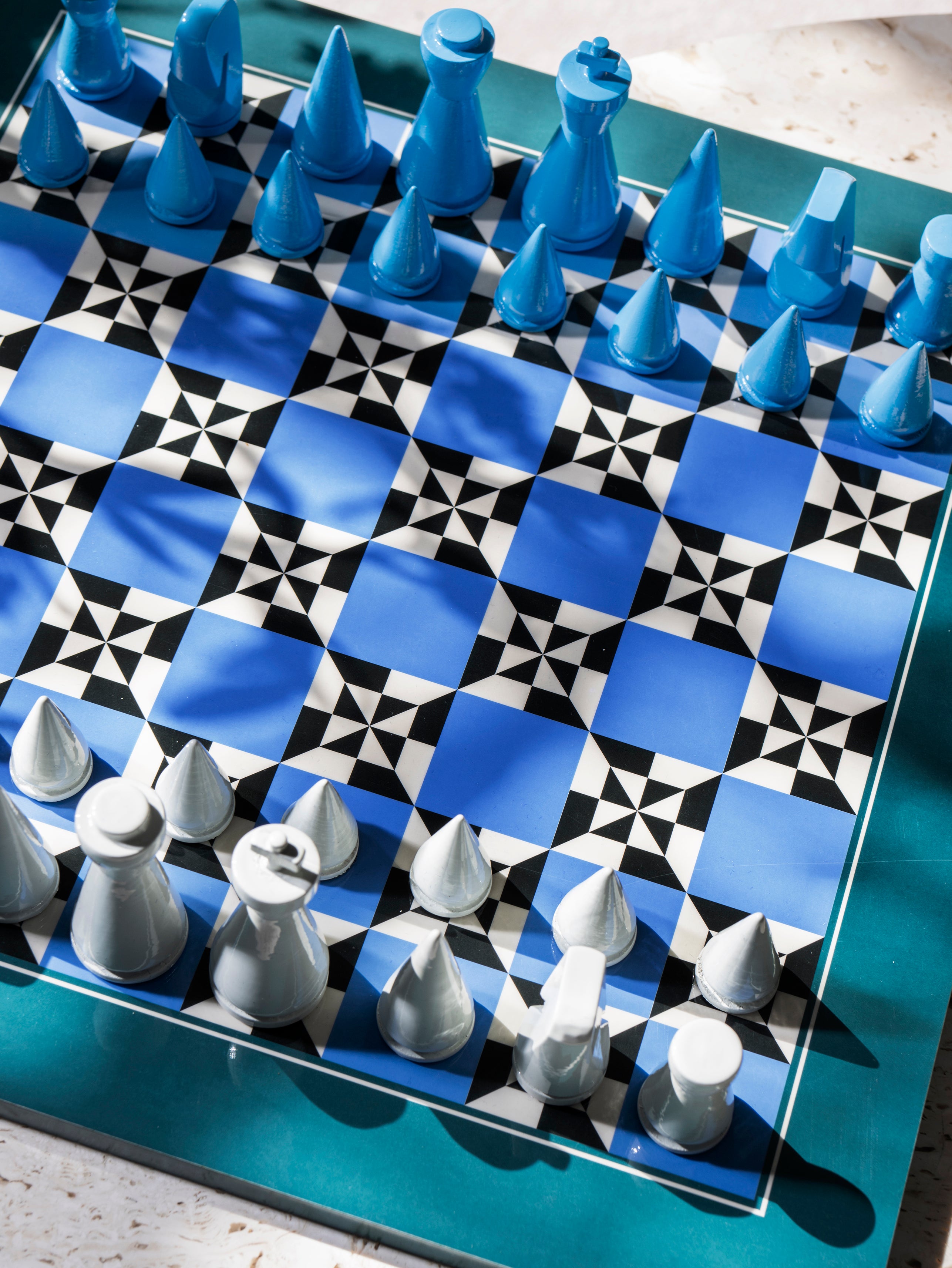 LACQUERED CHESS POSEIDON schaakset blauw
