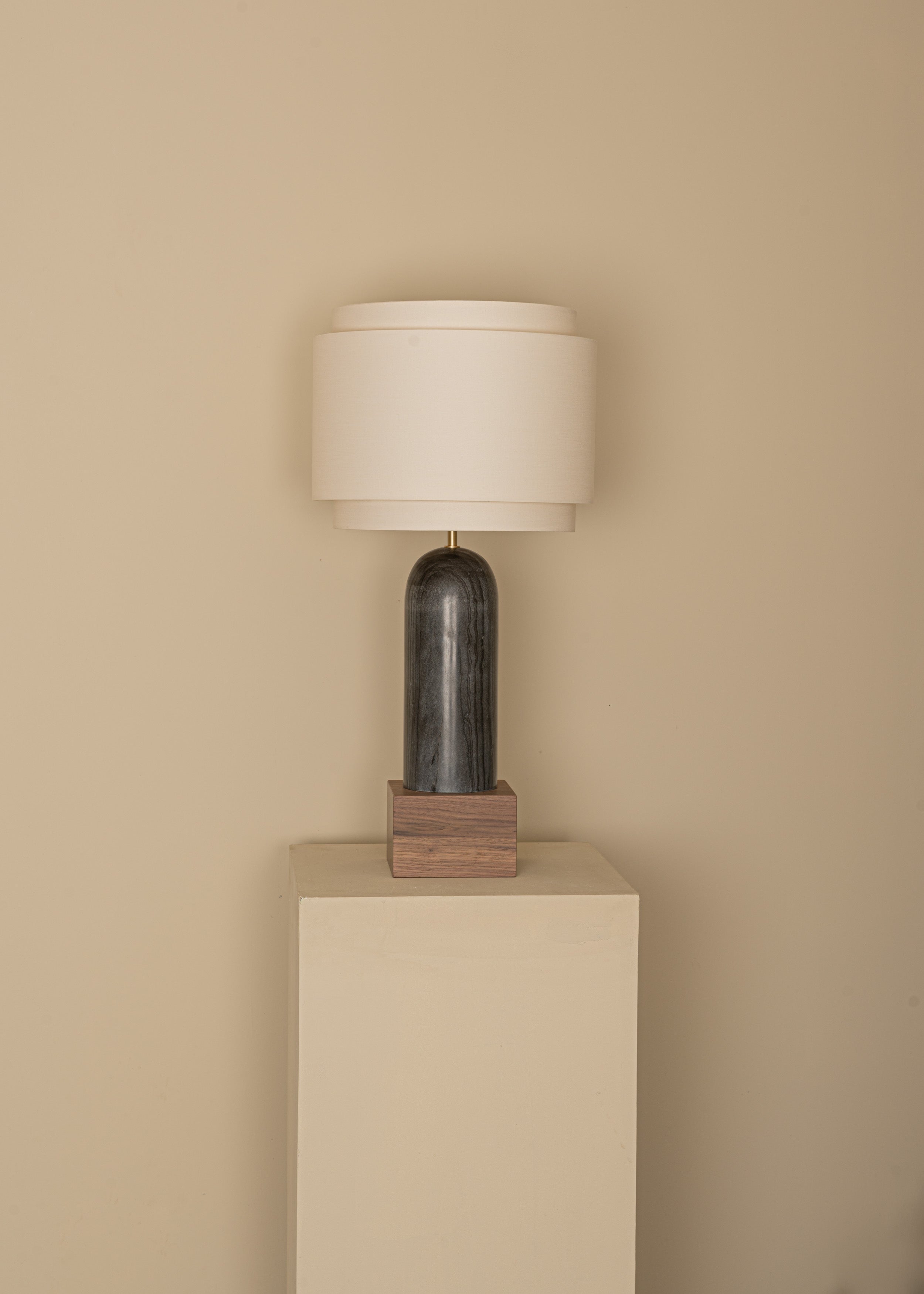 Tafellamp PURA KELO DOUBLE zwart marmer