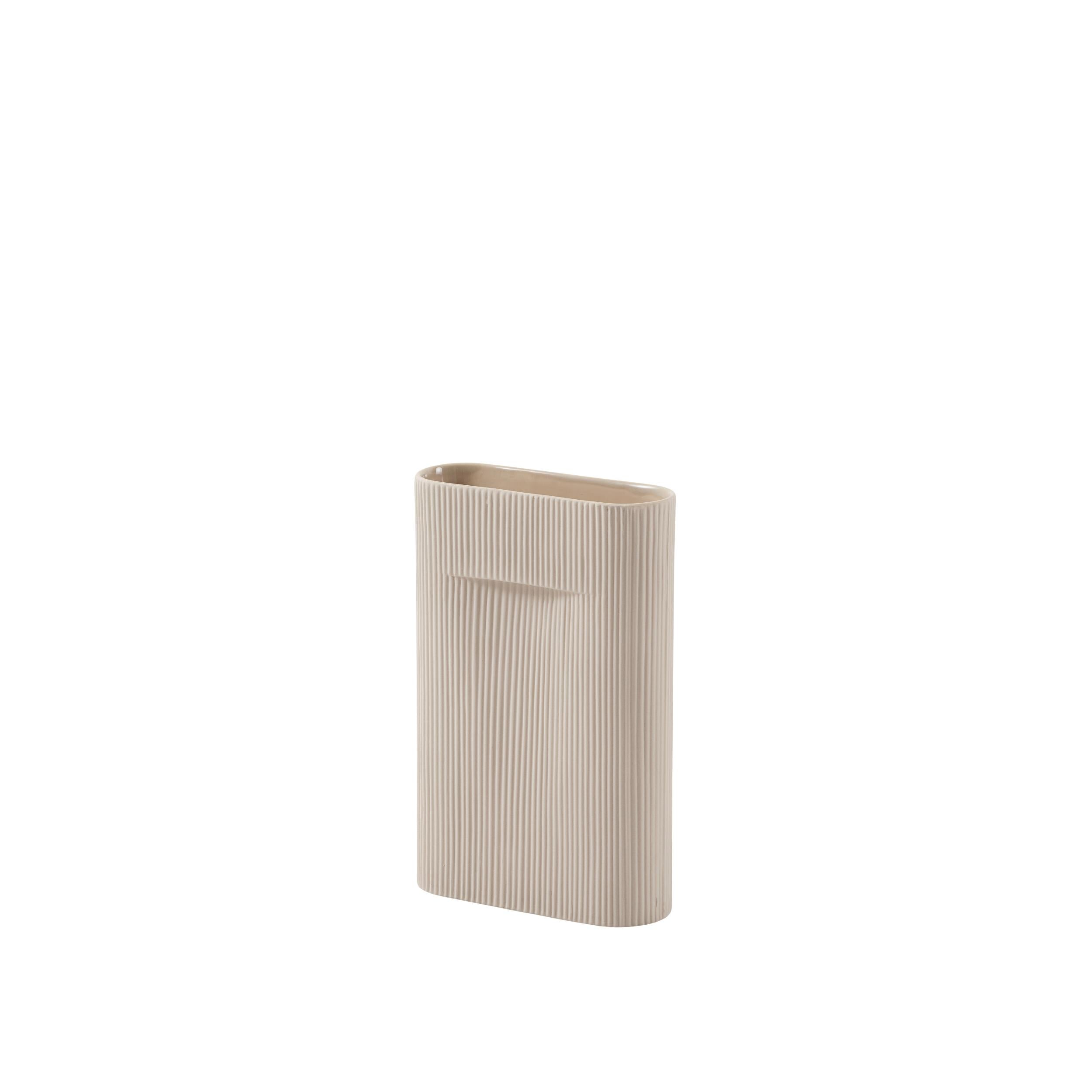 Beige keramische vaas RIDGE
