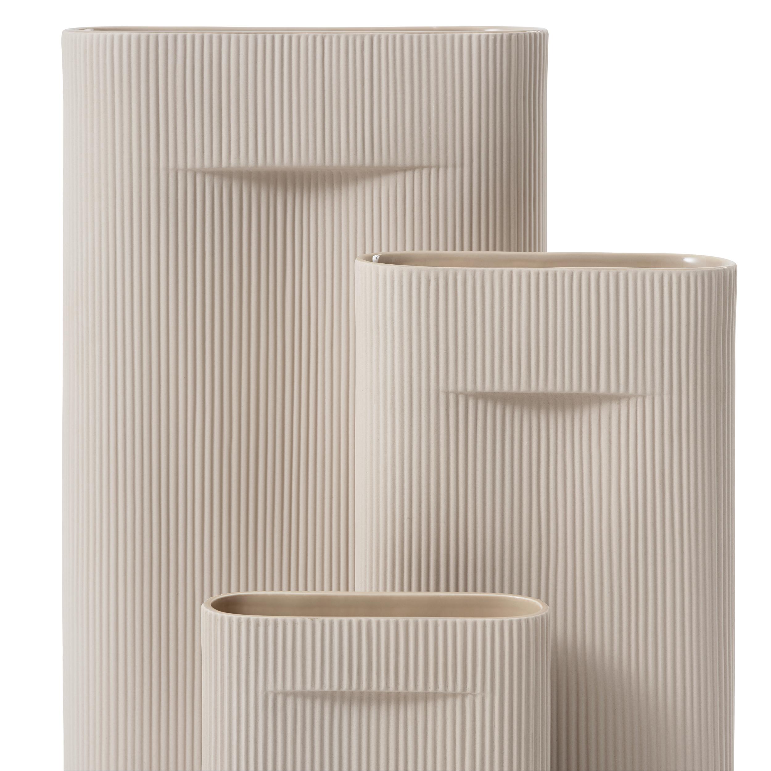 Beige keramische vaas RIDGE