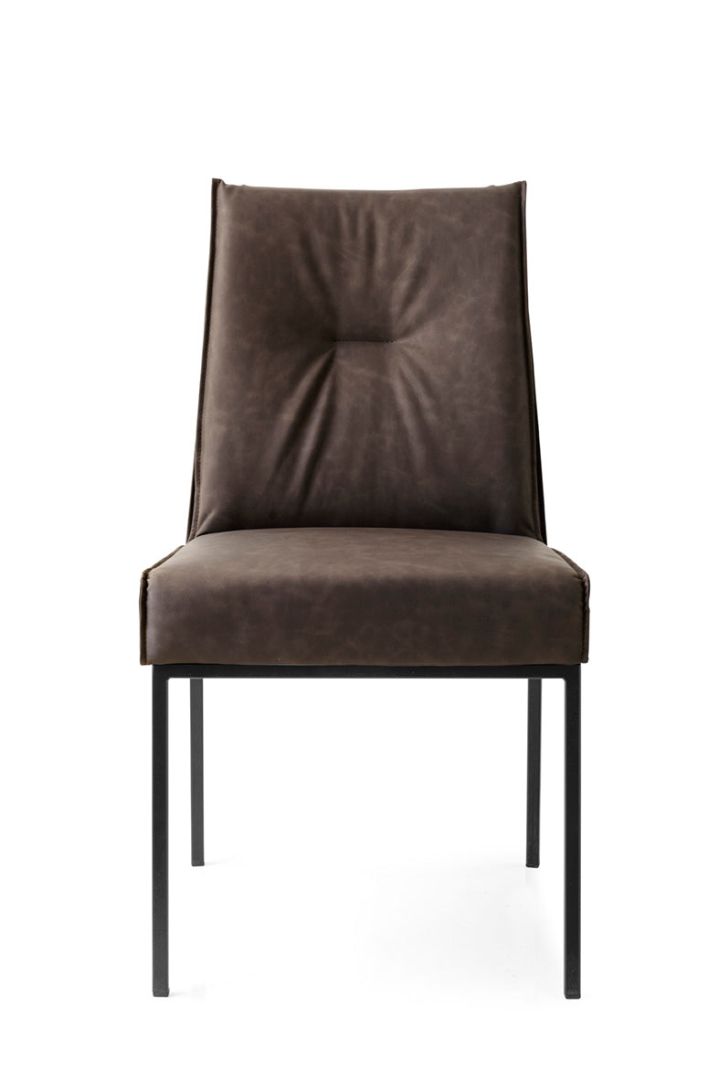 Gevlochten stoel ROMY met zwarte metalen basis