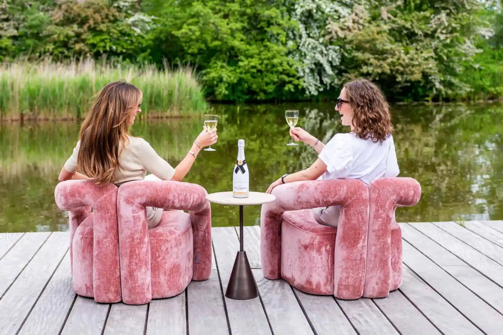 Beistelltisch AVALON Travertin mit braunem Fuß