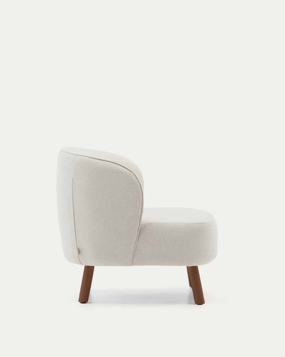 Beige ULIT fauteuil van schijnzijde met een donkere essen basis