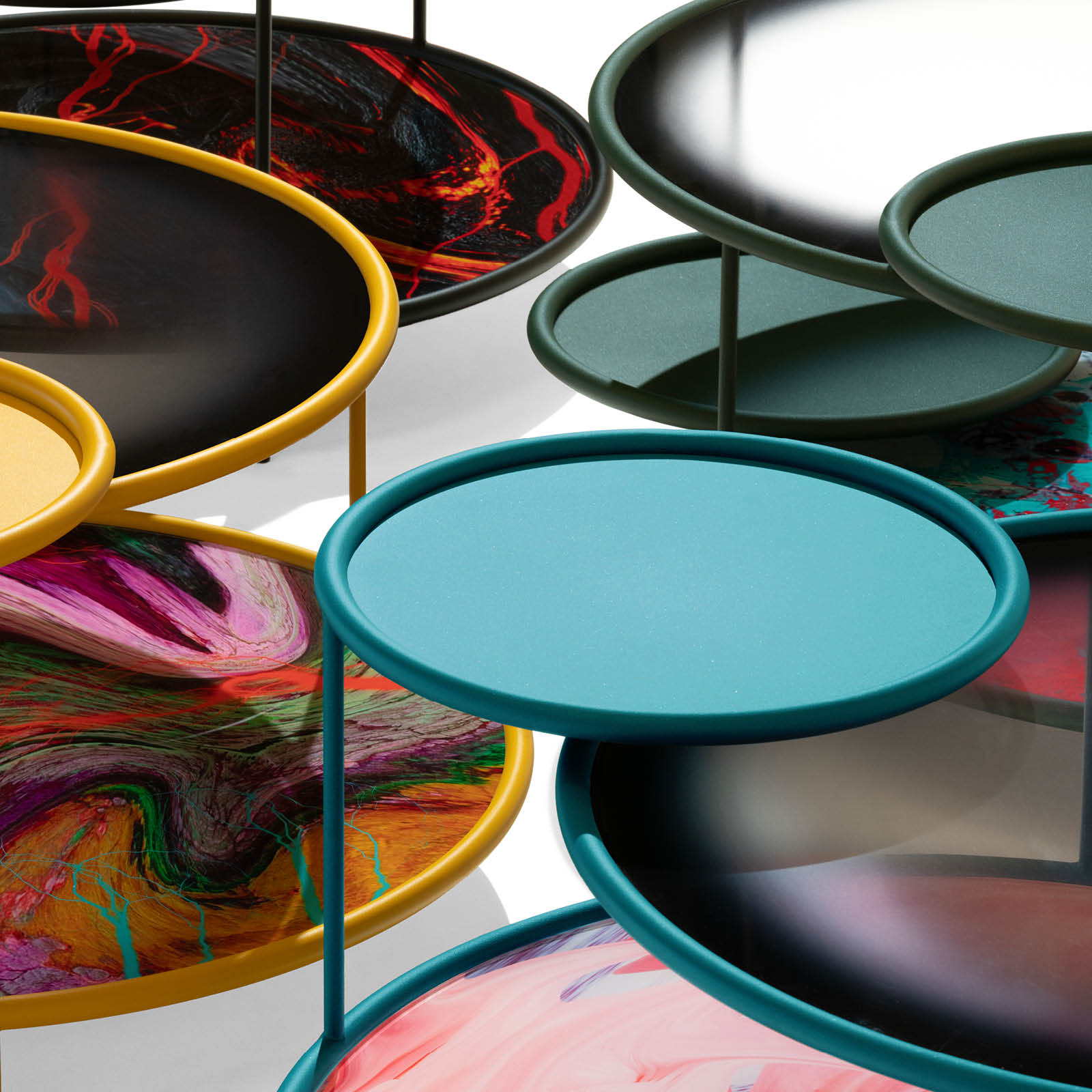 Coffee table sangaka dyed glass