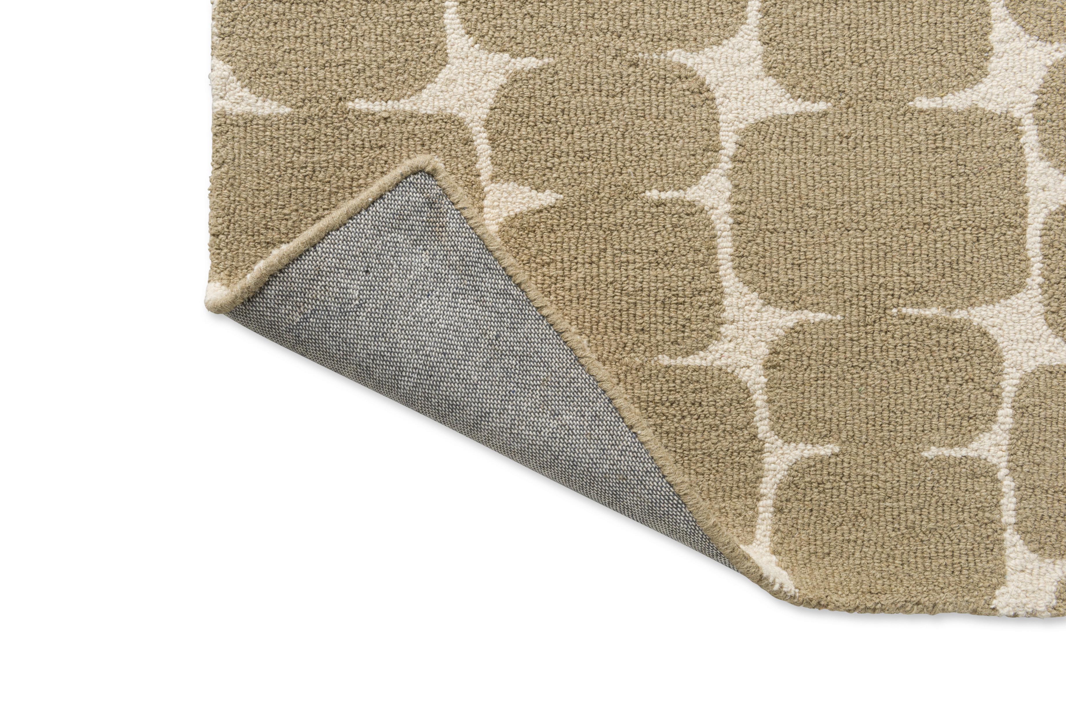 LITTLE LOHKO beige rug with olive