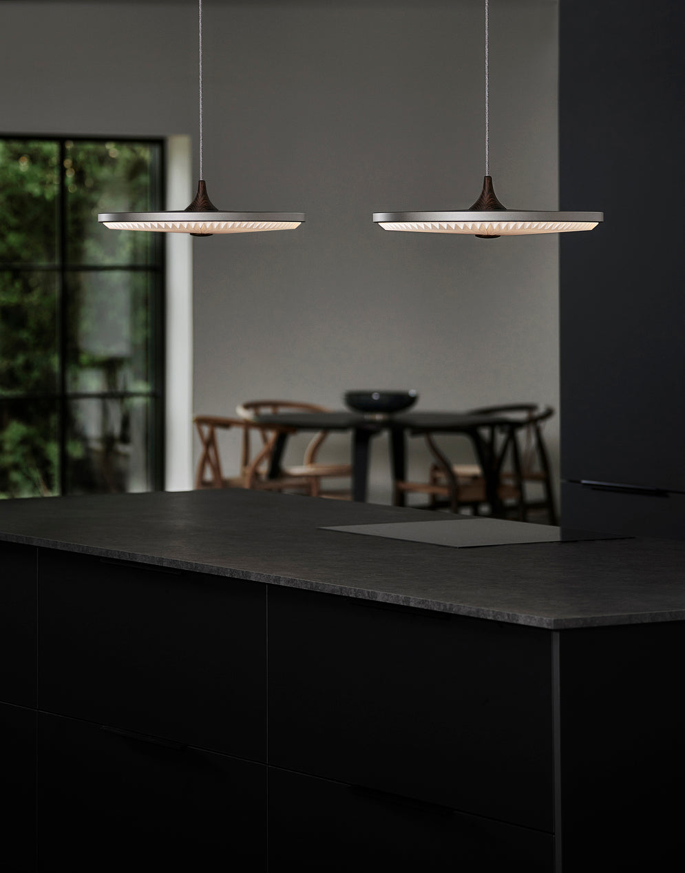 Lampa wisząca MODEL 198 SOLEIL wędzony dąb – Le Klint