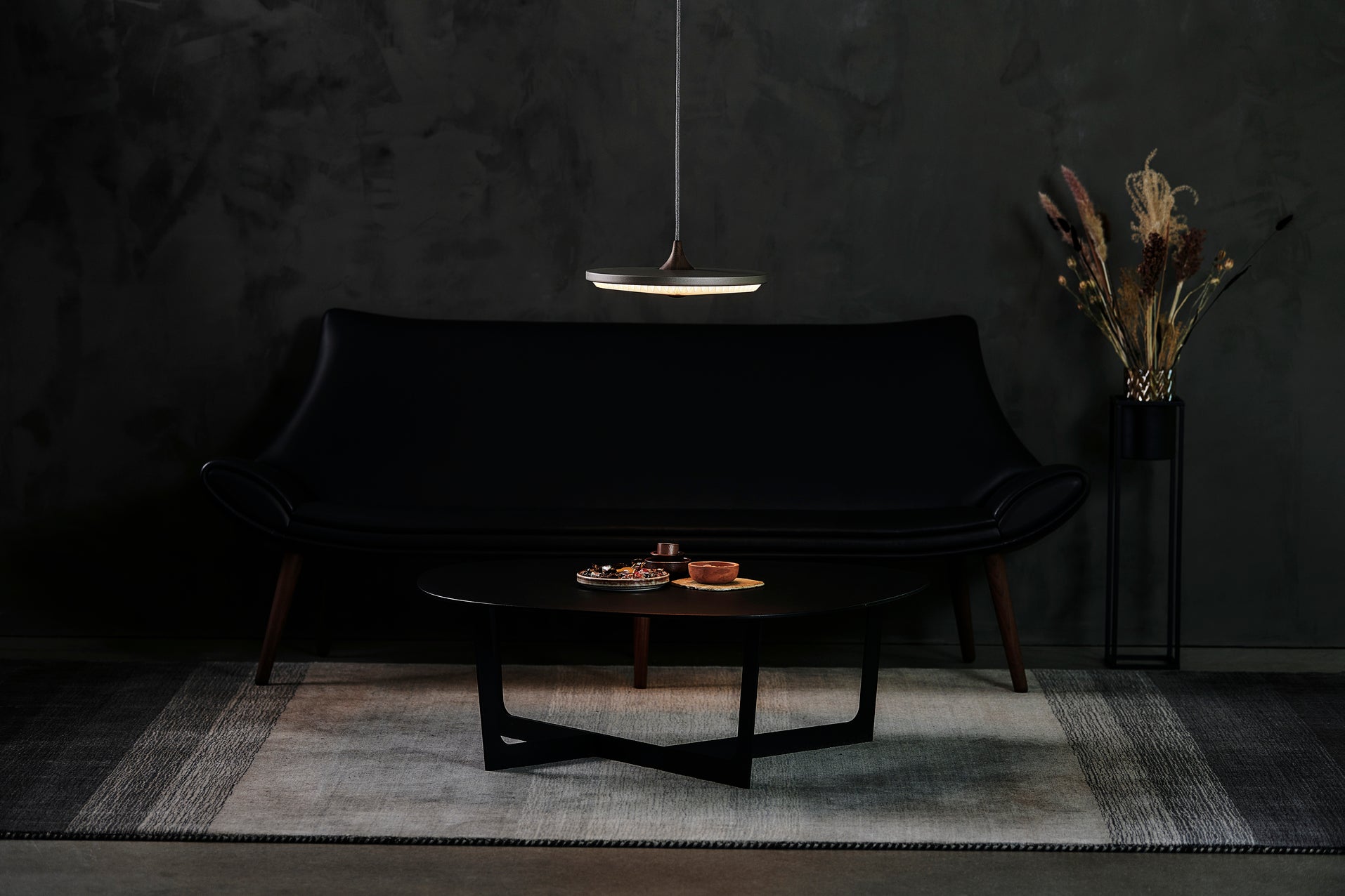 Lampa wisząca MODEL 198 SOLEIL wędzony dąb – Le Klint