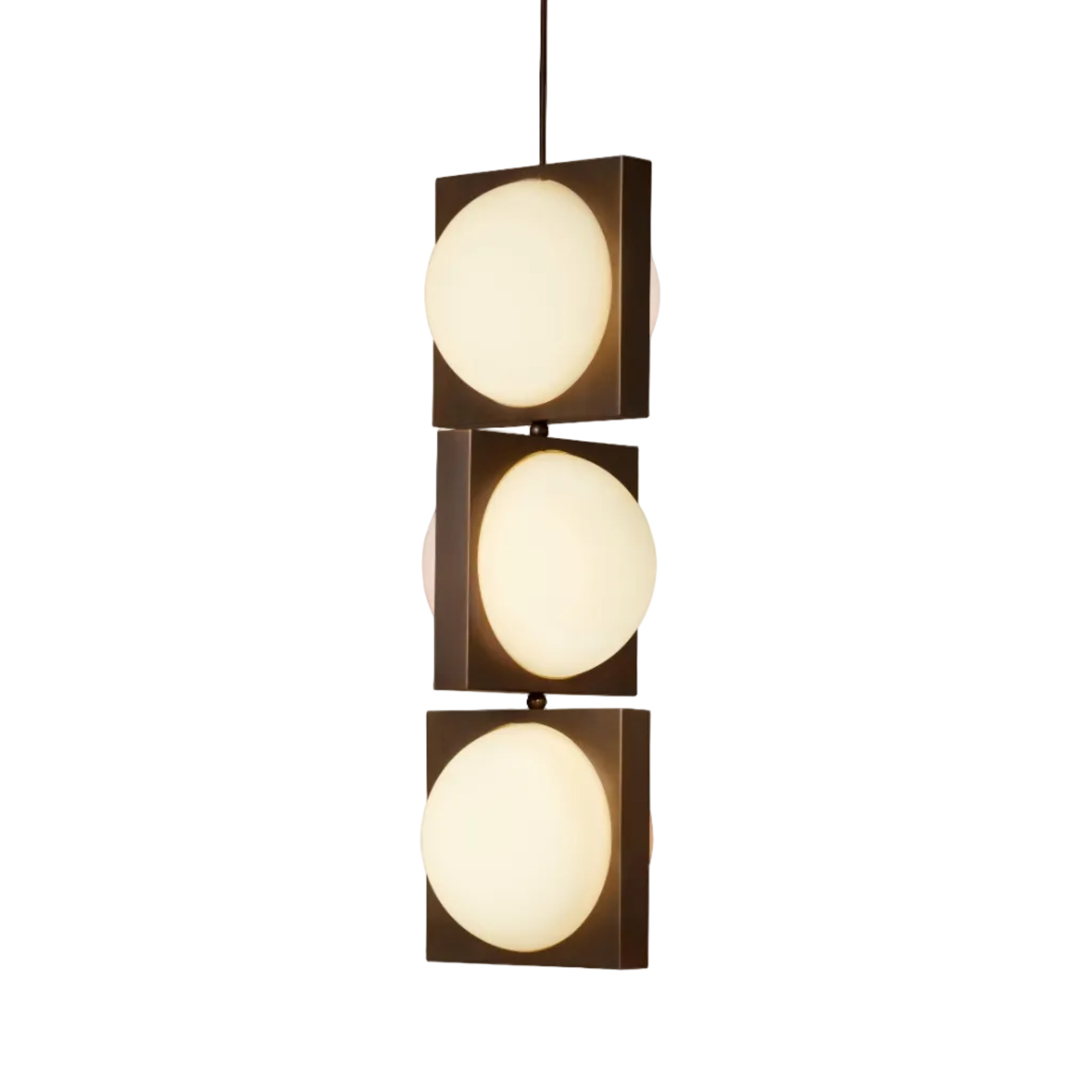 Hanglamp SOLSTICE TRIO met opalen glazen kap en zwart messing.