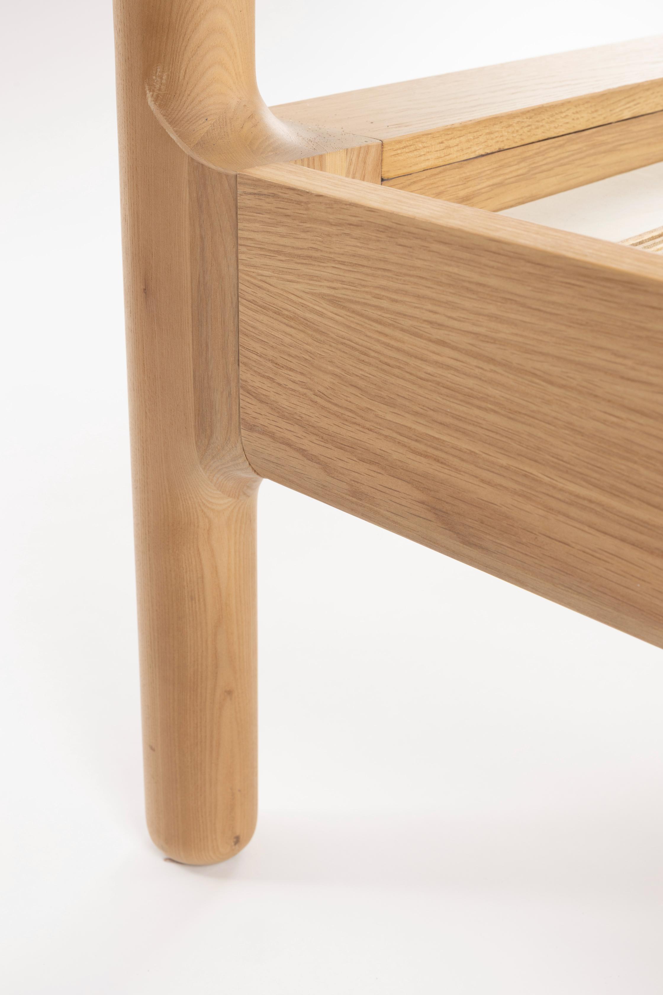 Bed STORM eikenhout