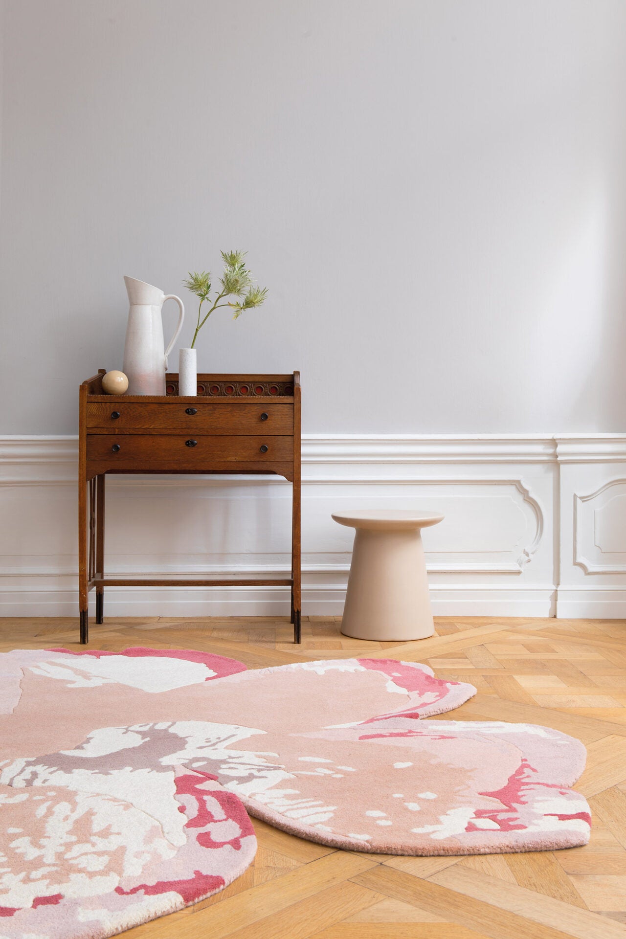 Decorative rug SHAPED MAGNOLIA light pink