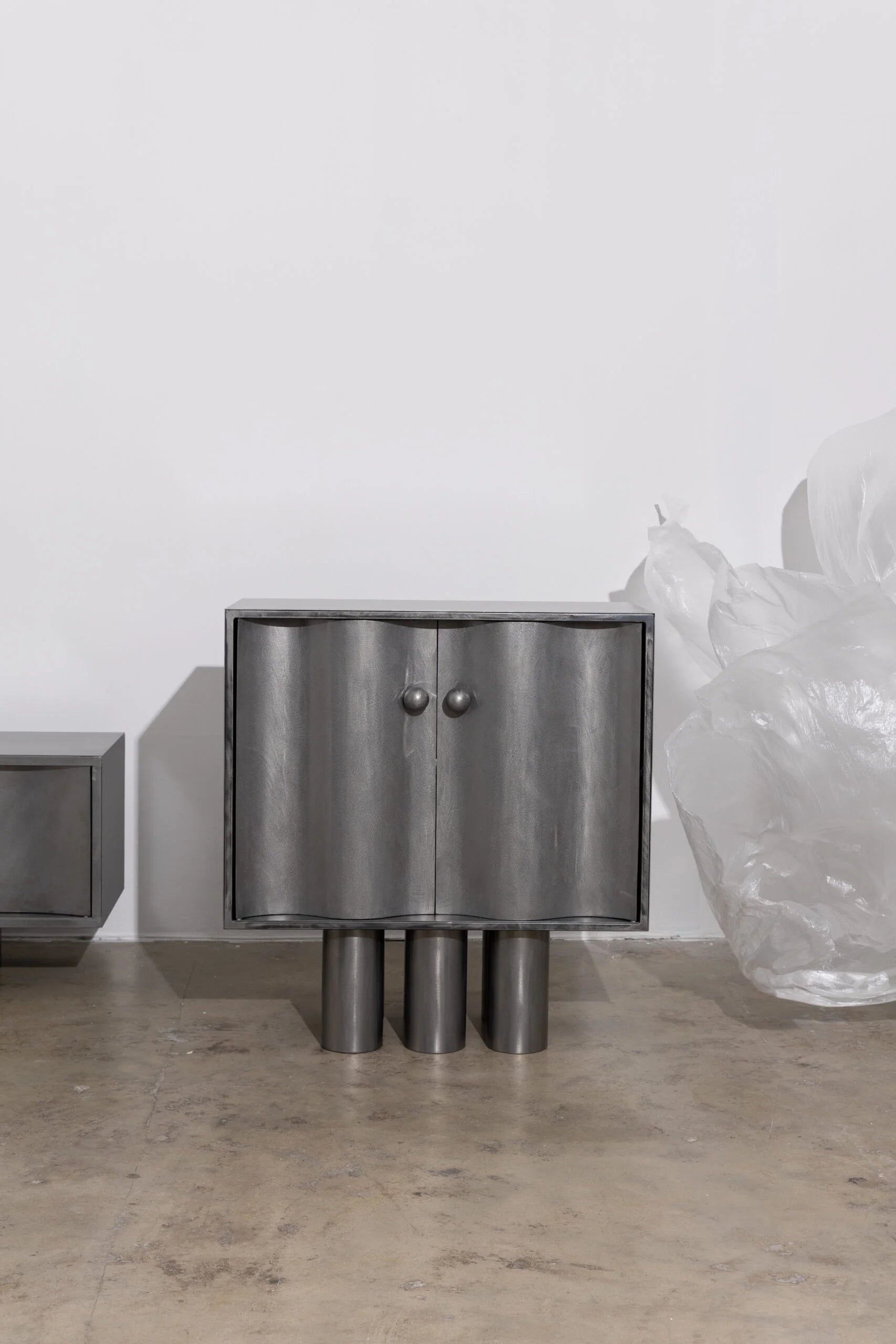 Kast MOTION NO 2 stal