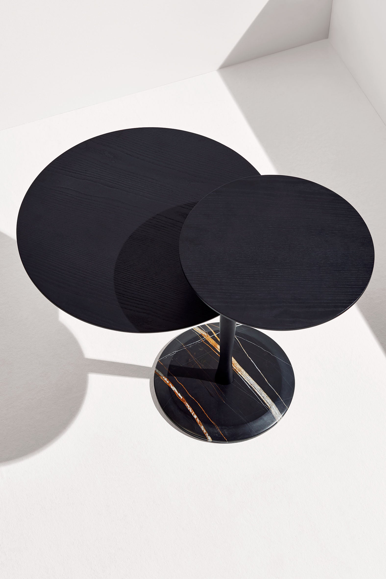 VAIVEN Coffee Table Wood with Marble