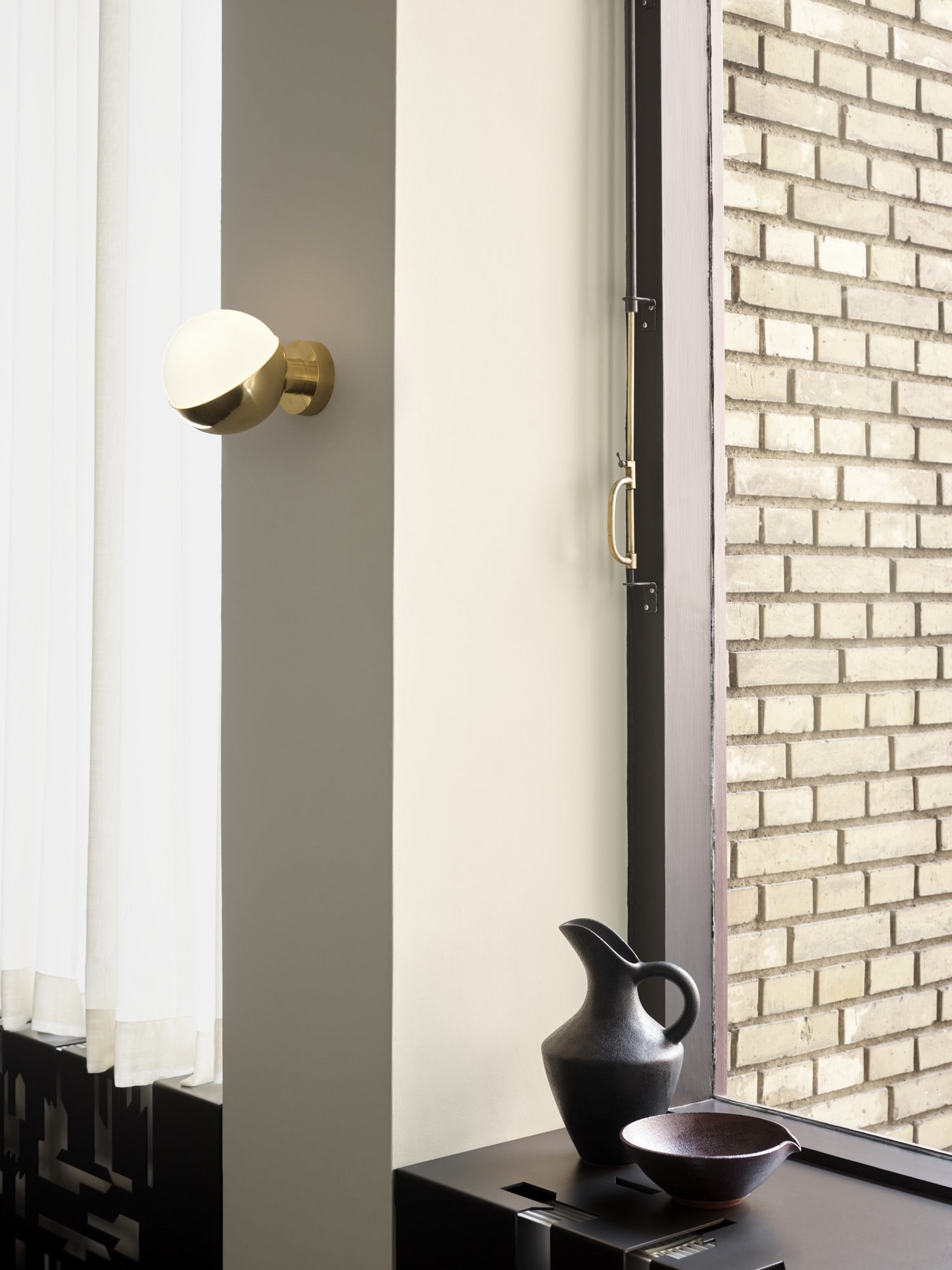 Wandleuchte VL STUDIO aus Messing