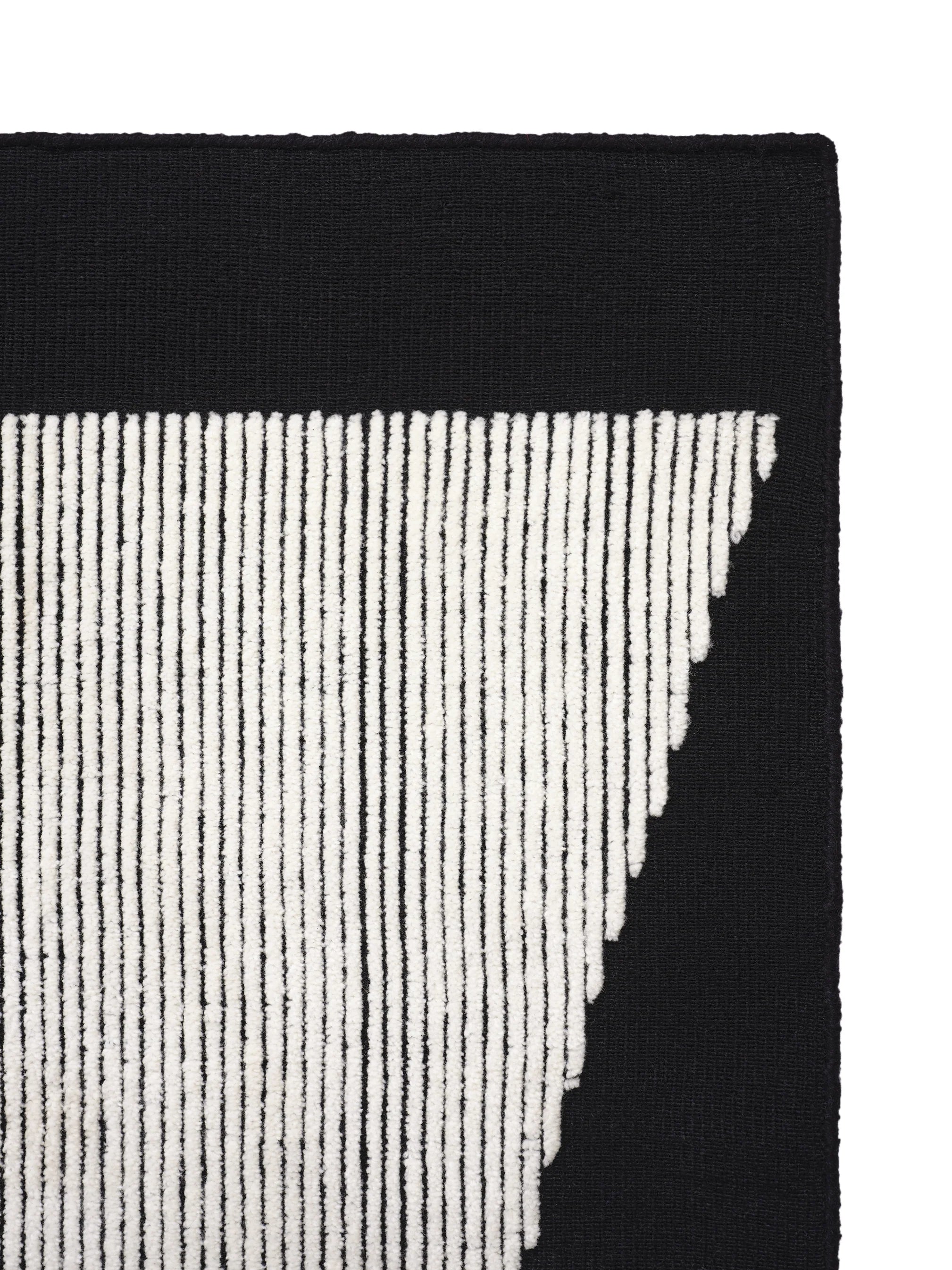 Zwart-wit WEDGE loopkleed