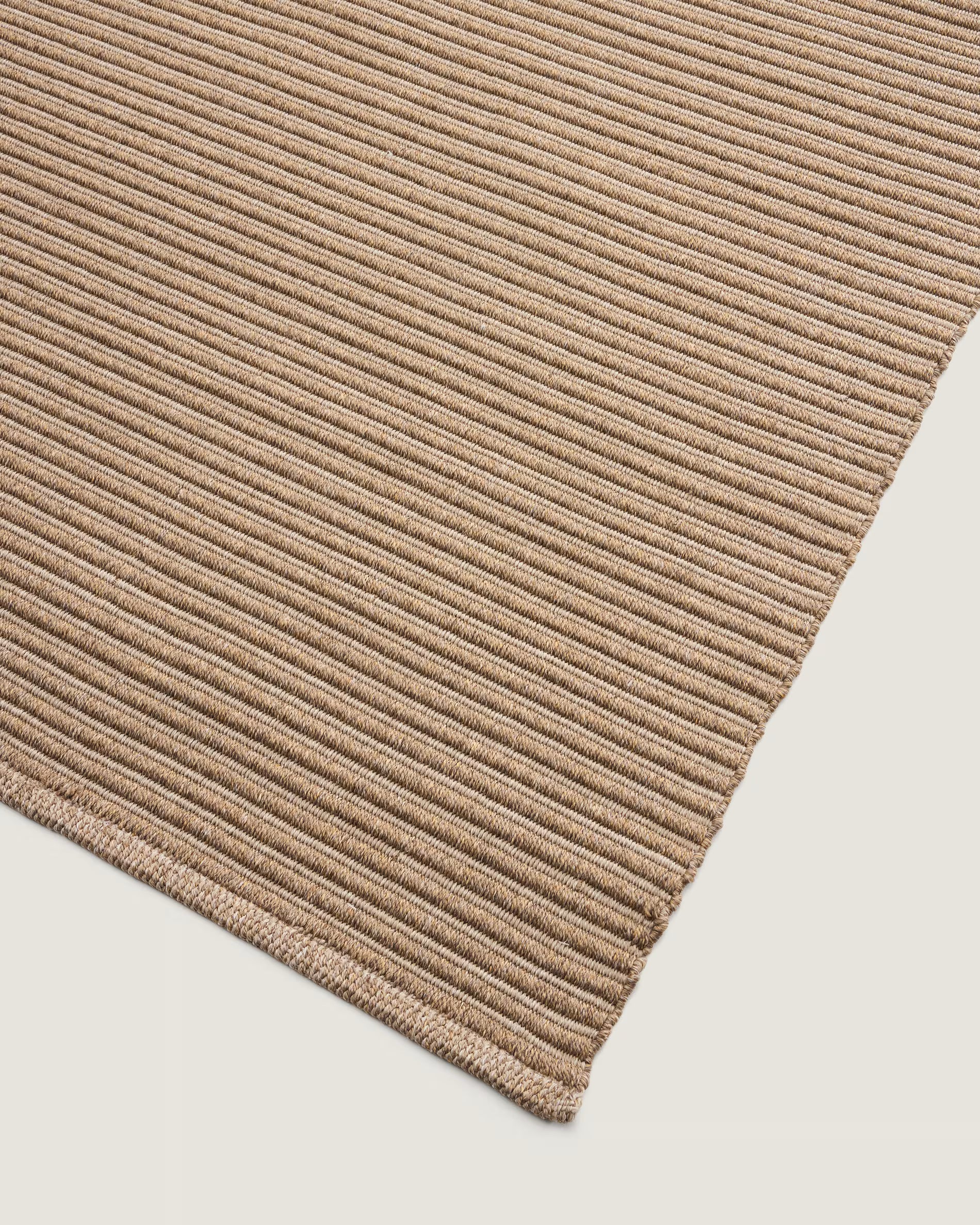 ARDELIA Dark Beige Carpet