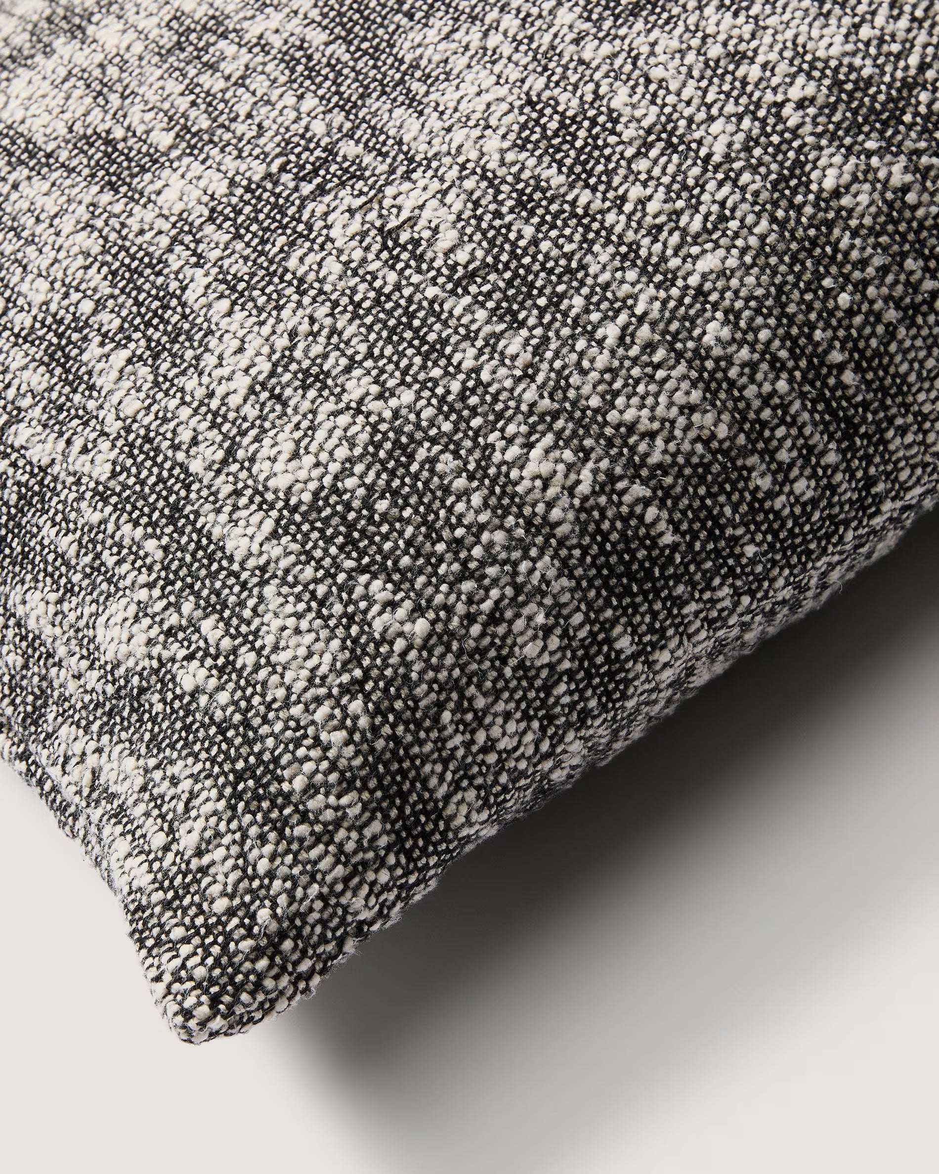 Kussenhoes MEVINA wit met zwart