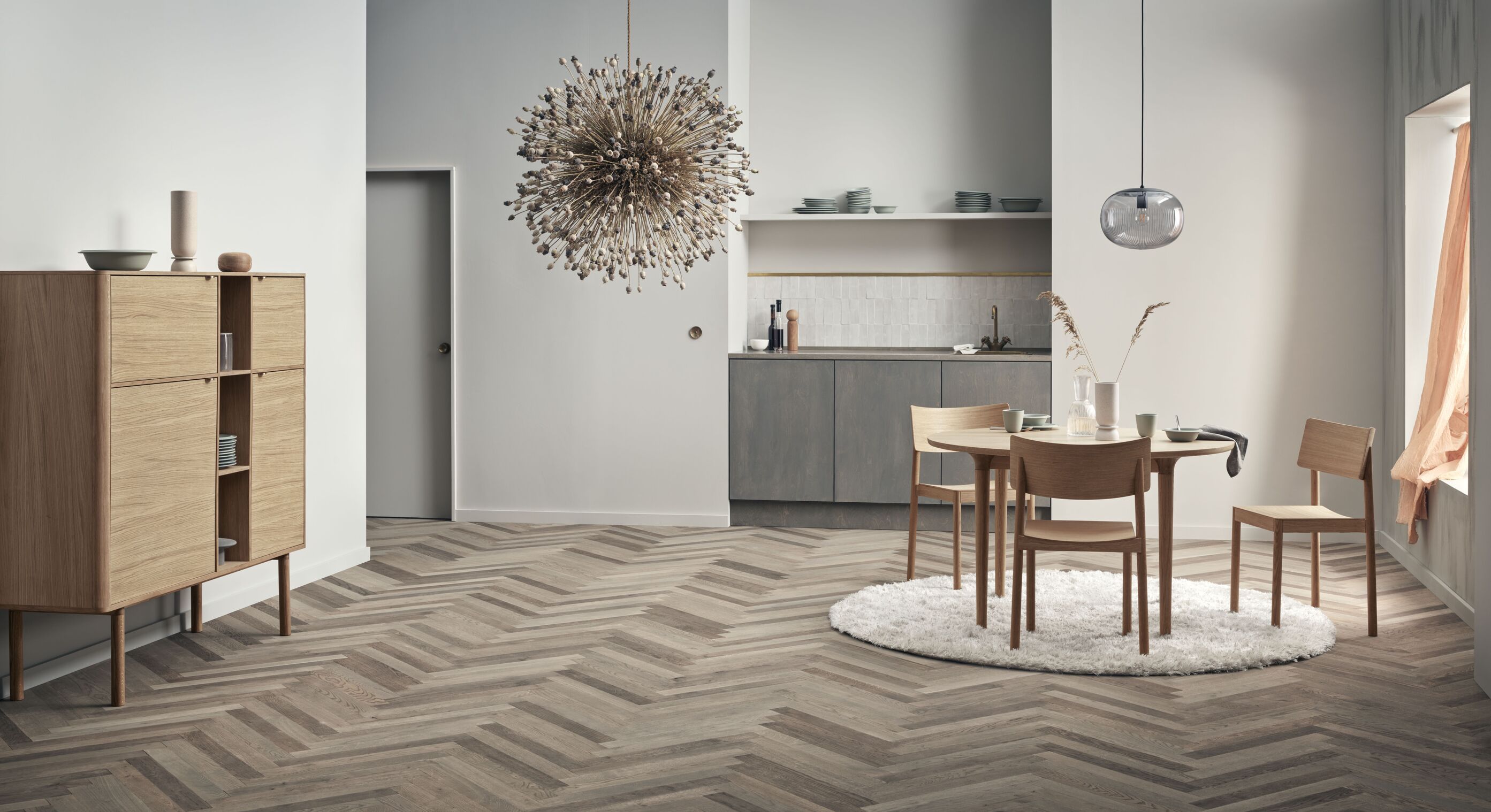 Stoel TUNE gebleekt eikenfineer