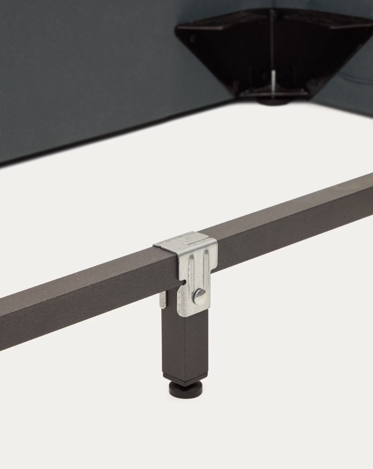 Einzelbett Martin Barannek écru