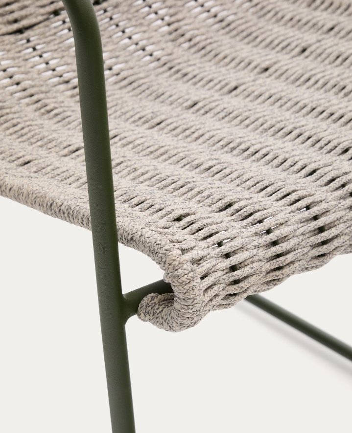 Buitenstoel MAURINA grijs met groene stalen basis