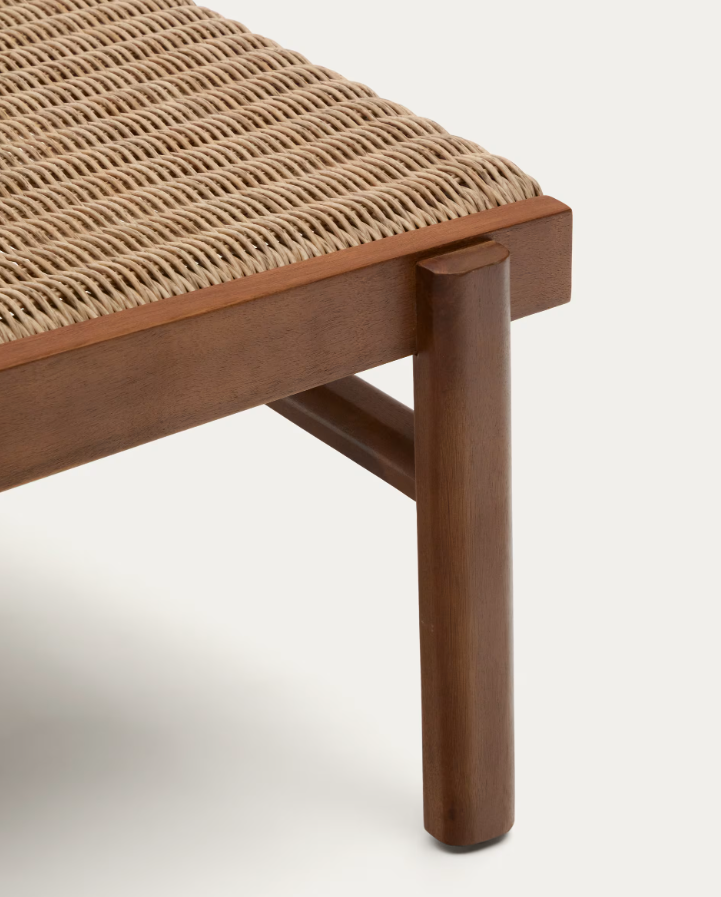 Außenstuhl ITANI aus Akazienholz mit Rattansitz