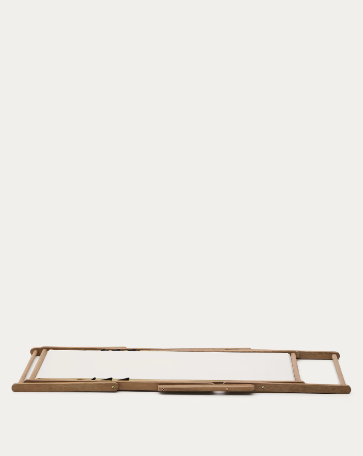 Villara White Deckchair mit Akazienbasis