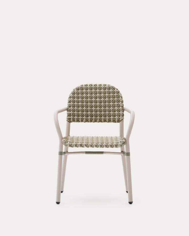 Krzesło ogrodowe TUCCIA rattan z aluminiową podstawą na taras i do ogrodu – Kave Home