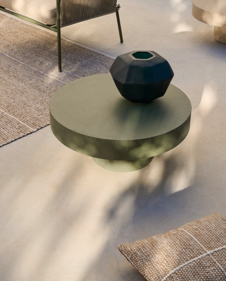 Aigablava coffee table green cement
