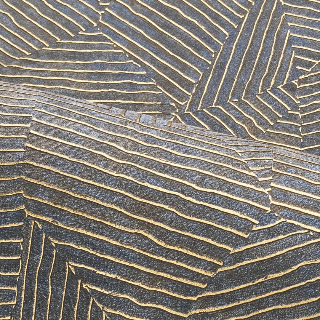 Metallic wallpaper with a geometric leaf pattern LORE - MARINE/DORÉ blue with gold