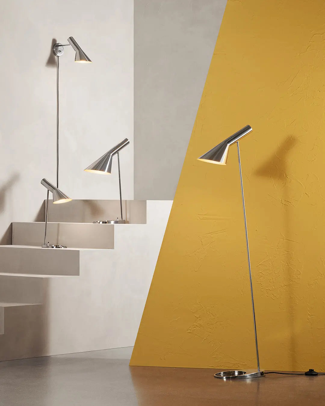 Lampa stołowa AJ polerowana stal nierdzewna – Louis Poulsen