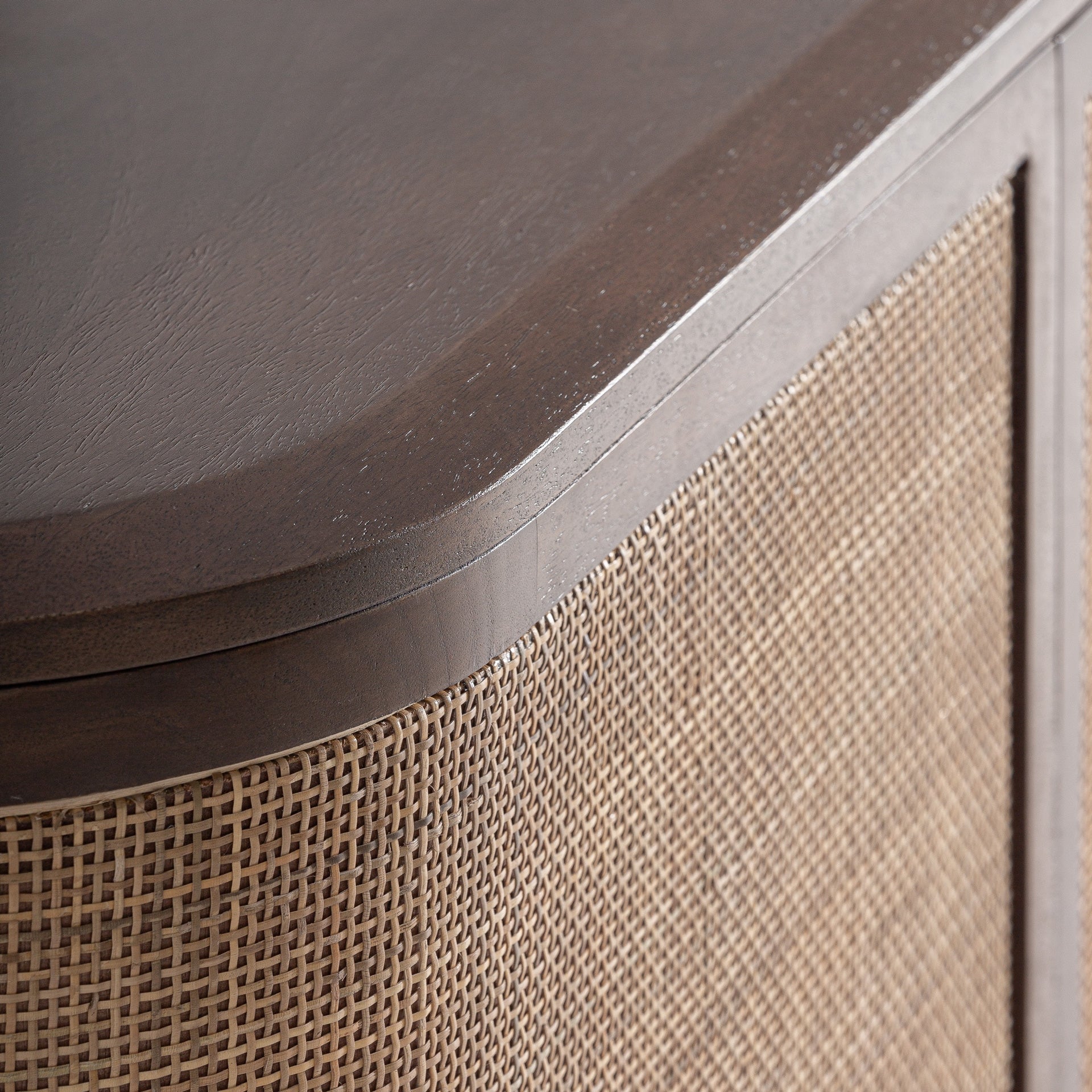 GONDORF Rounded Chest of Drawers Mango Wood