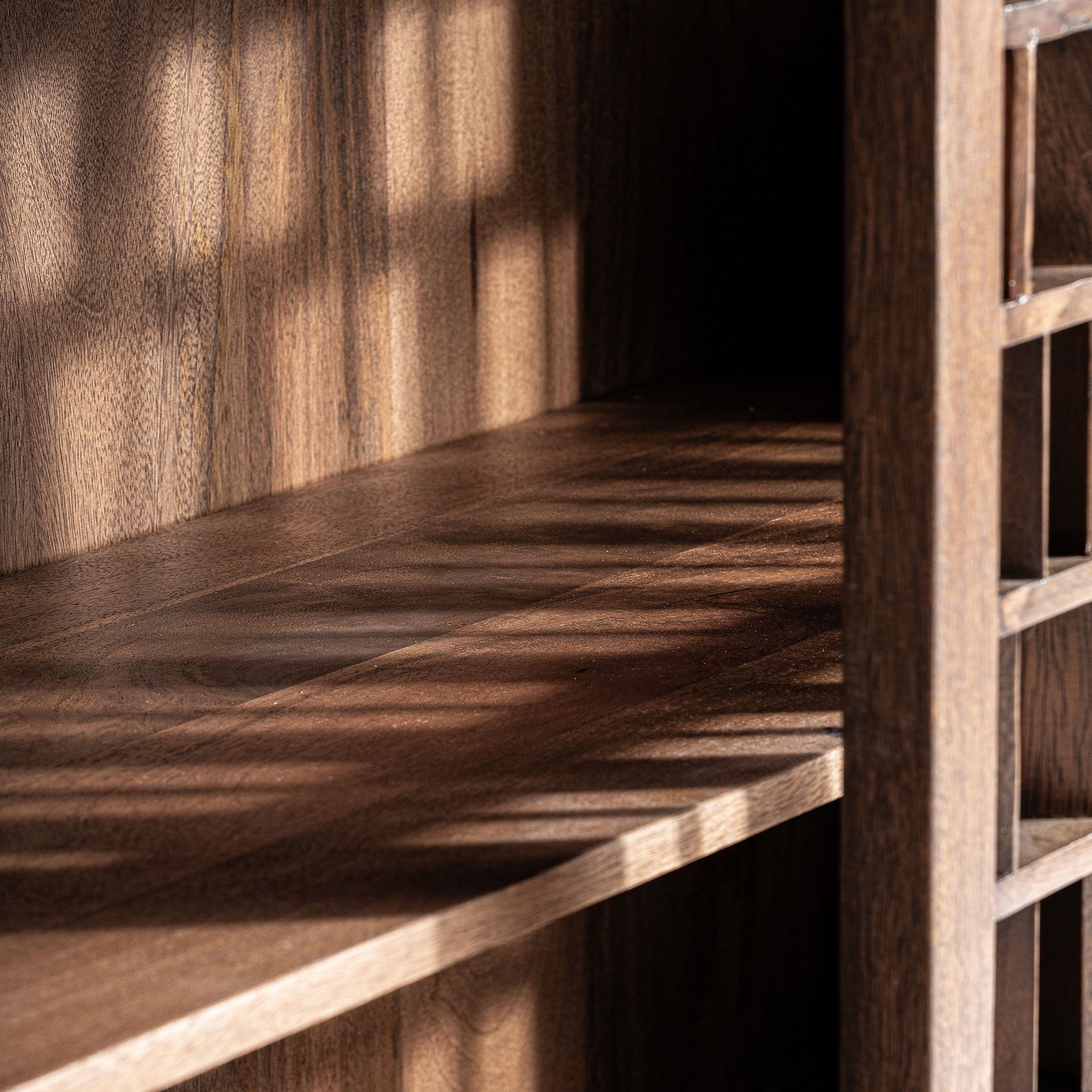 Kast KLADNO mango hout