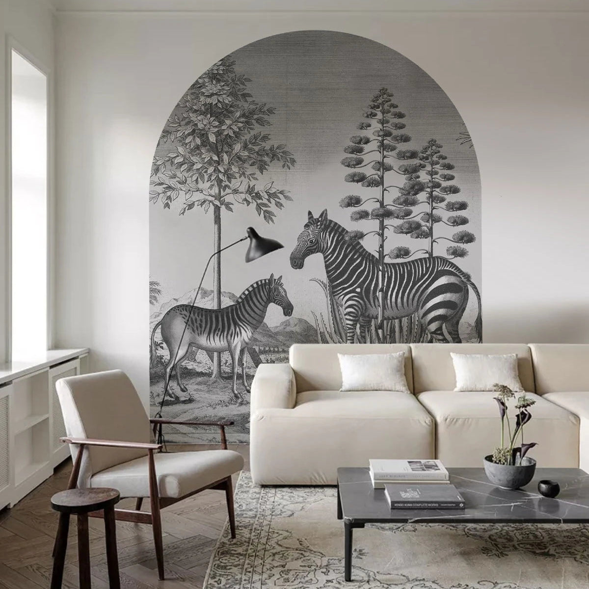 Grijze vliesbehang in boogvorm ZEBRA OP AGAVE