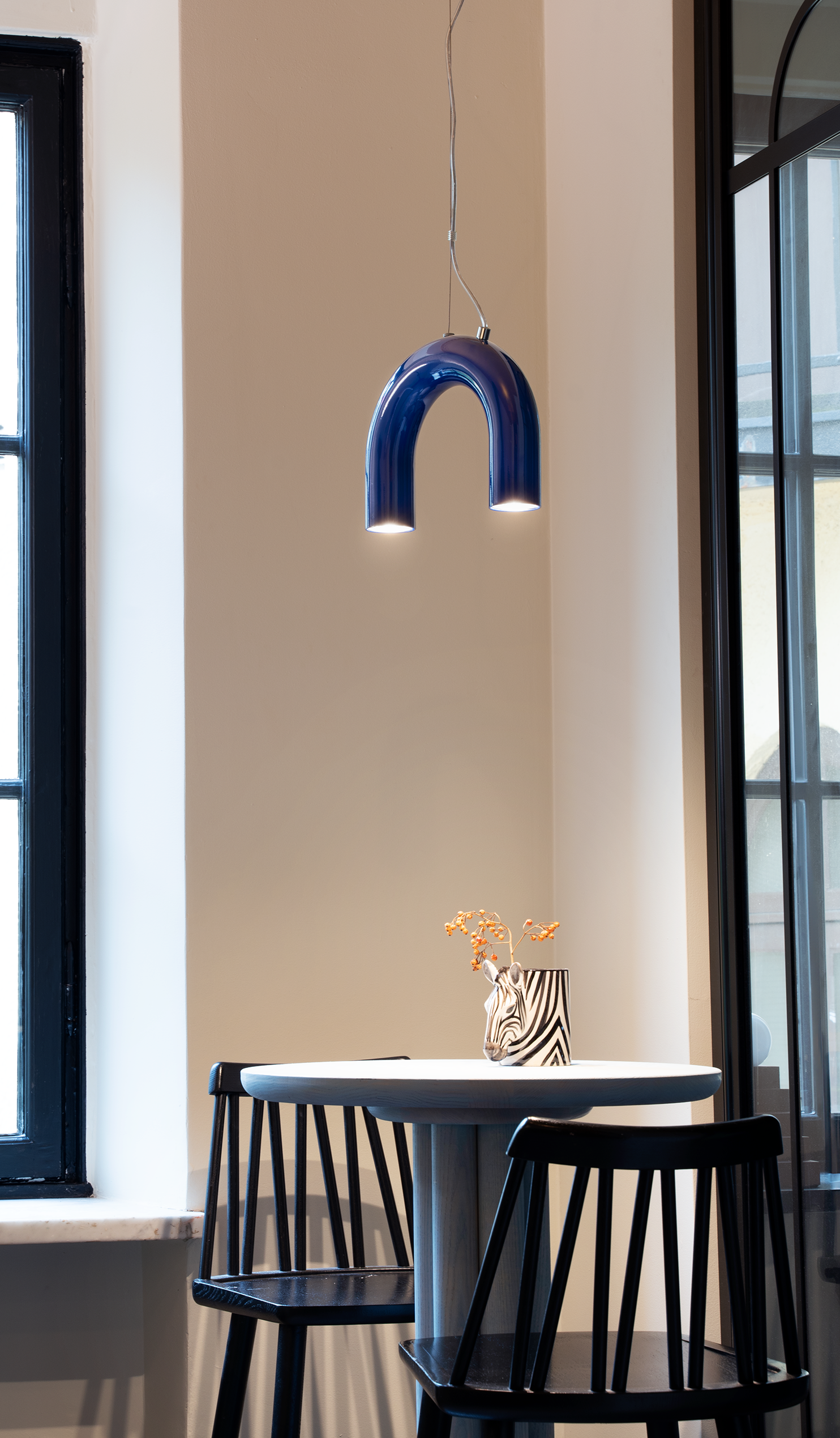 ARCH SINGLE blue pendant lamp