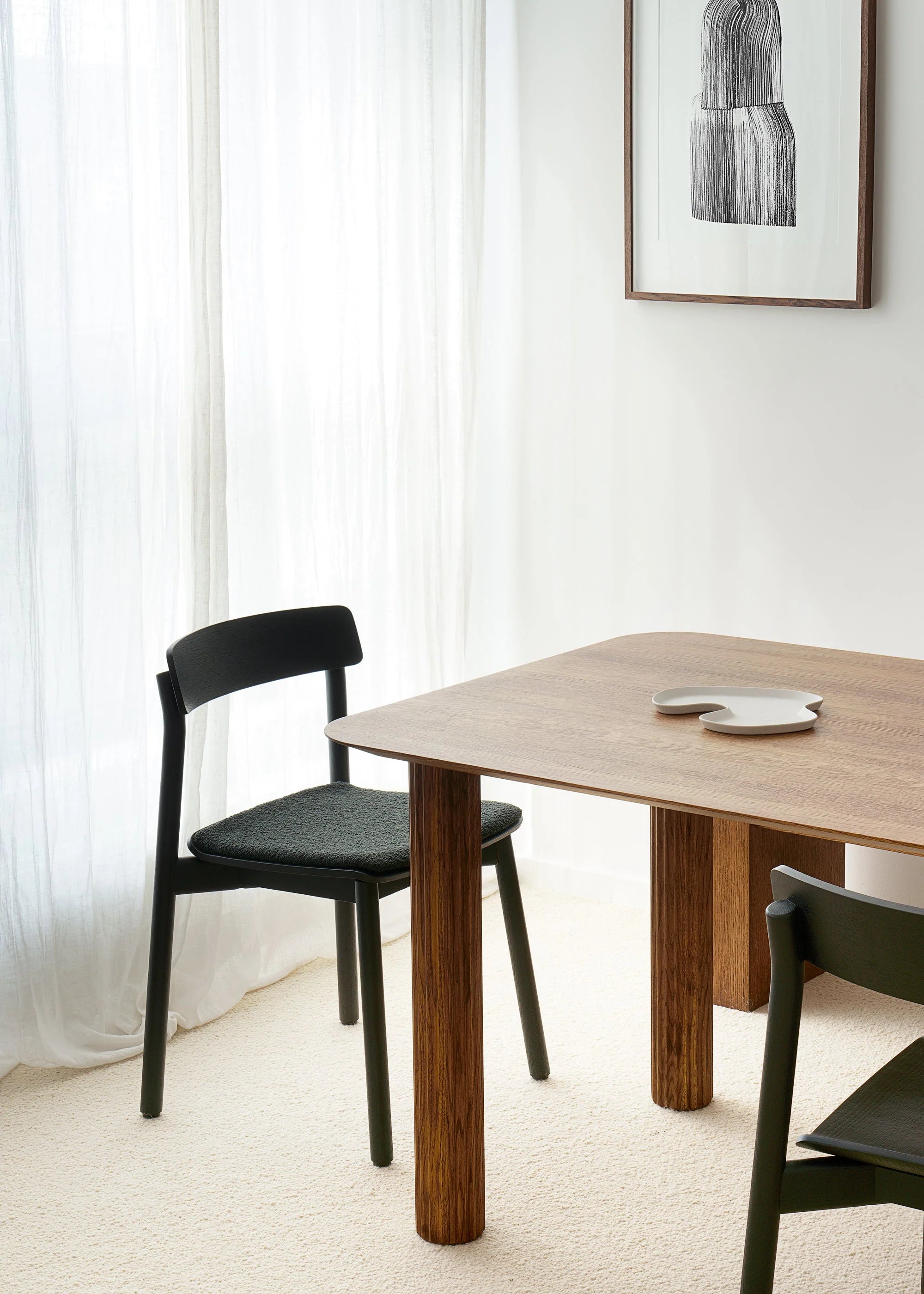 COLUMN table dark oak wood