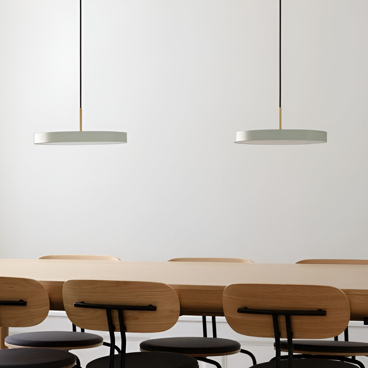 ASTERIA PLUS pendant lamp in olive with a gold accent